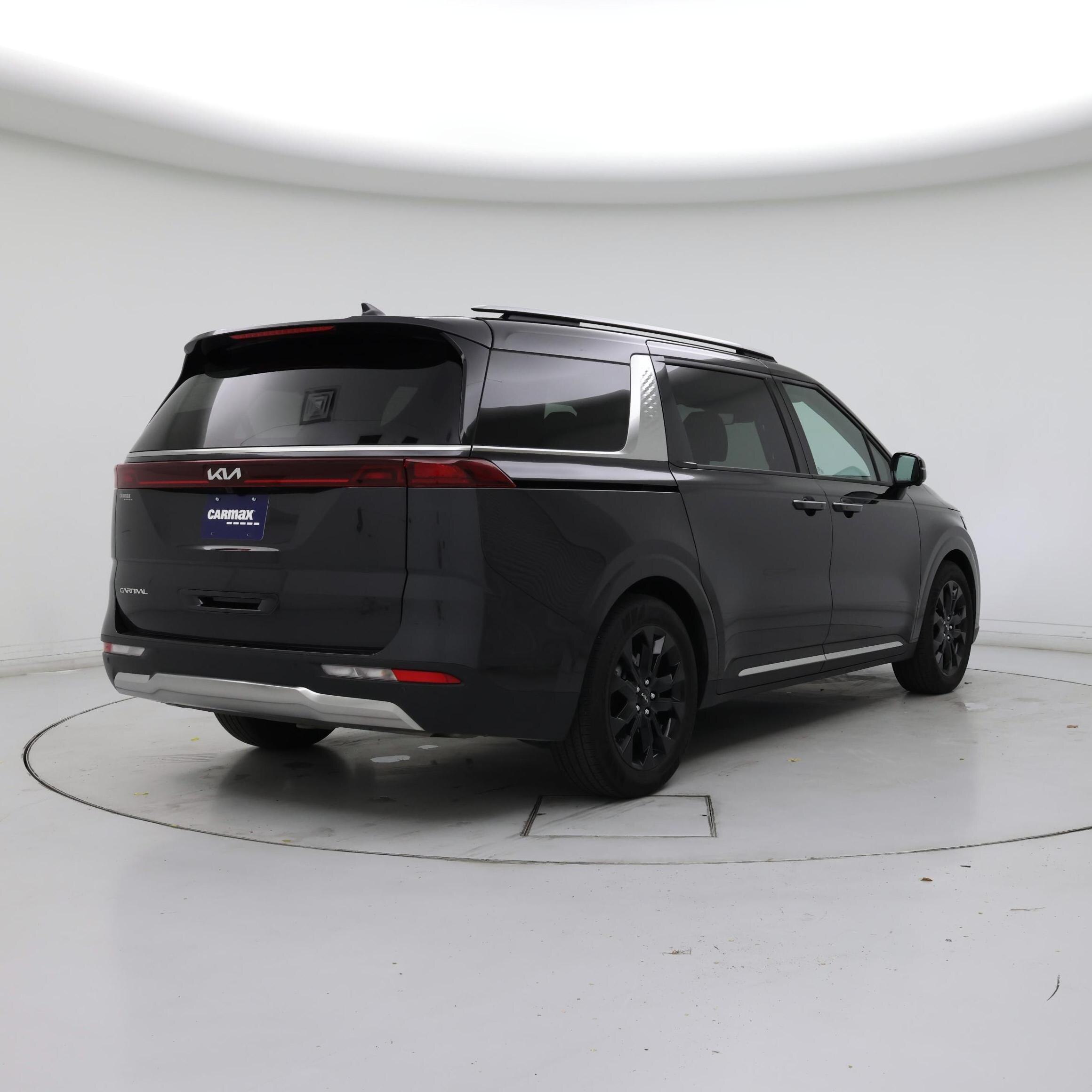 Thumbnail: 2024 Kia Carnival - 8