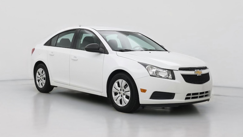 2014 Chevrolet Cruze LS Hero Image