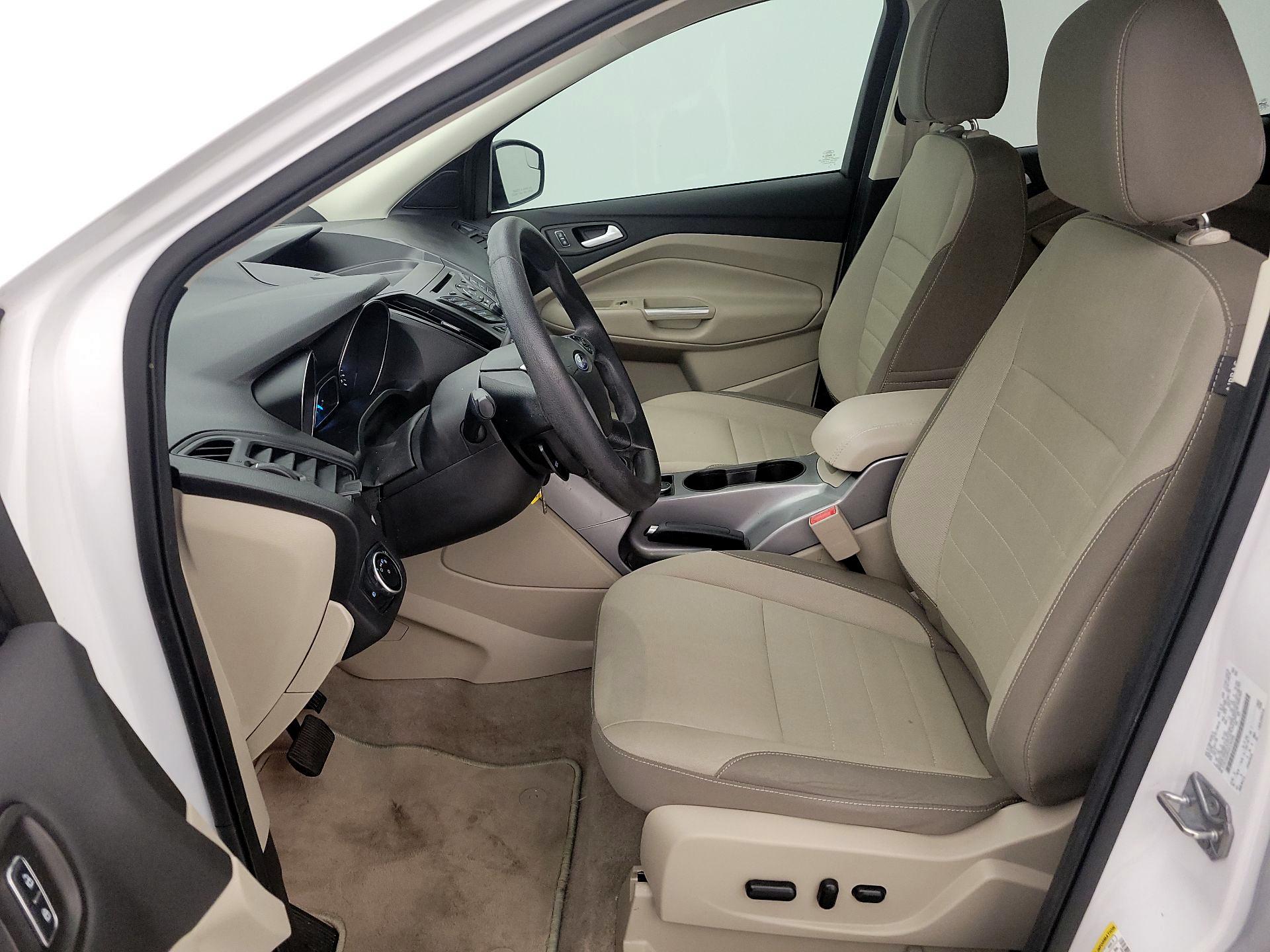 Thumbnail: 2016 Ford Escape - 11