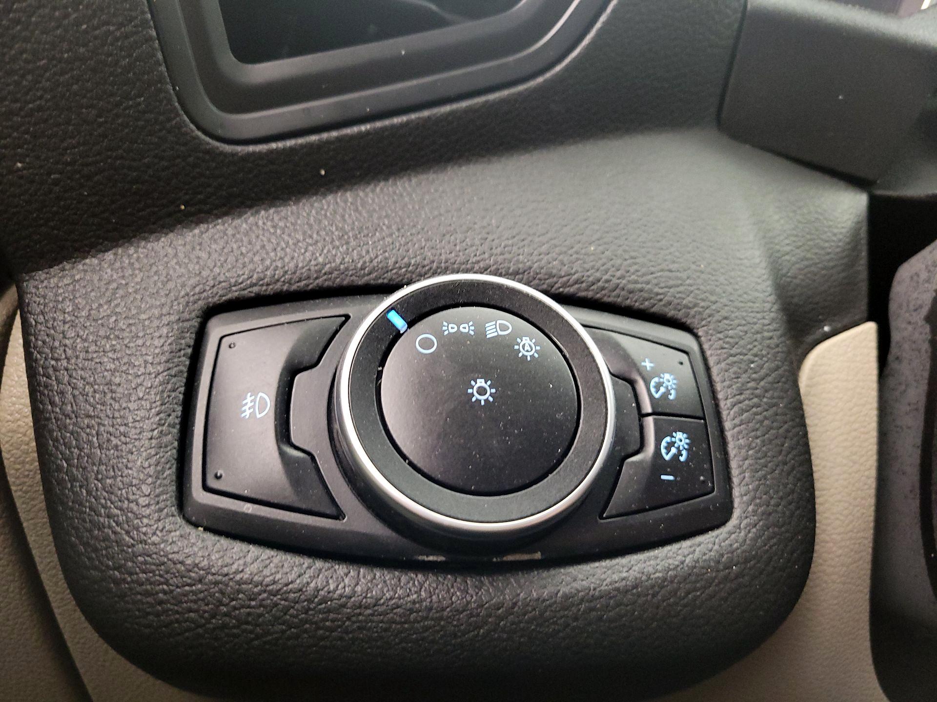 Thumbnail: 2016 Ford Escape - 13