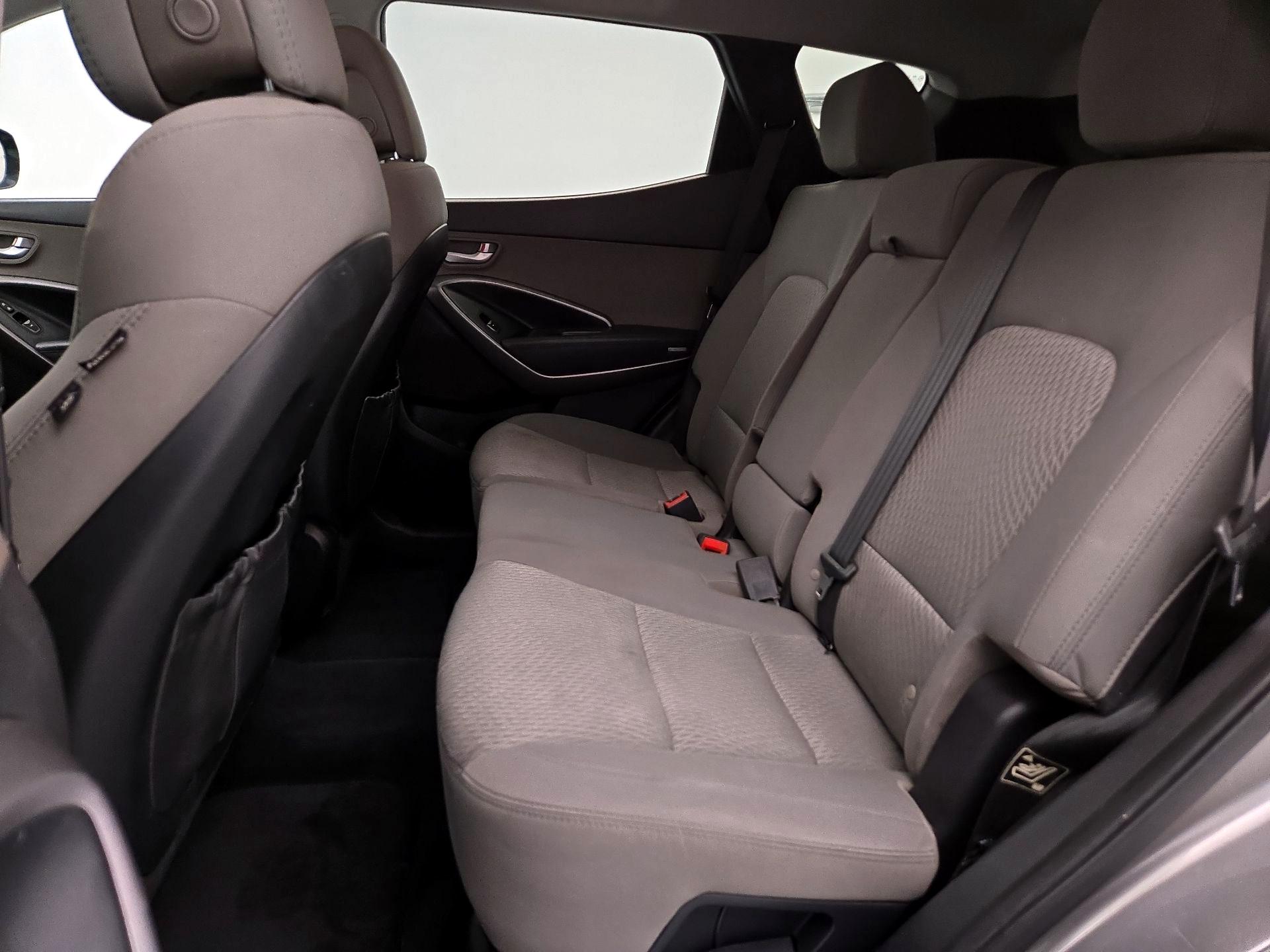 Thumbnail: 2014 Hyundai Santa Fe - 18