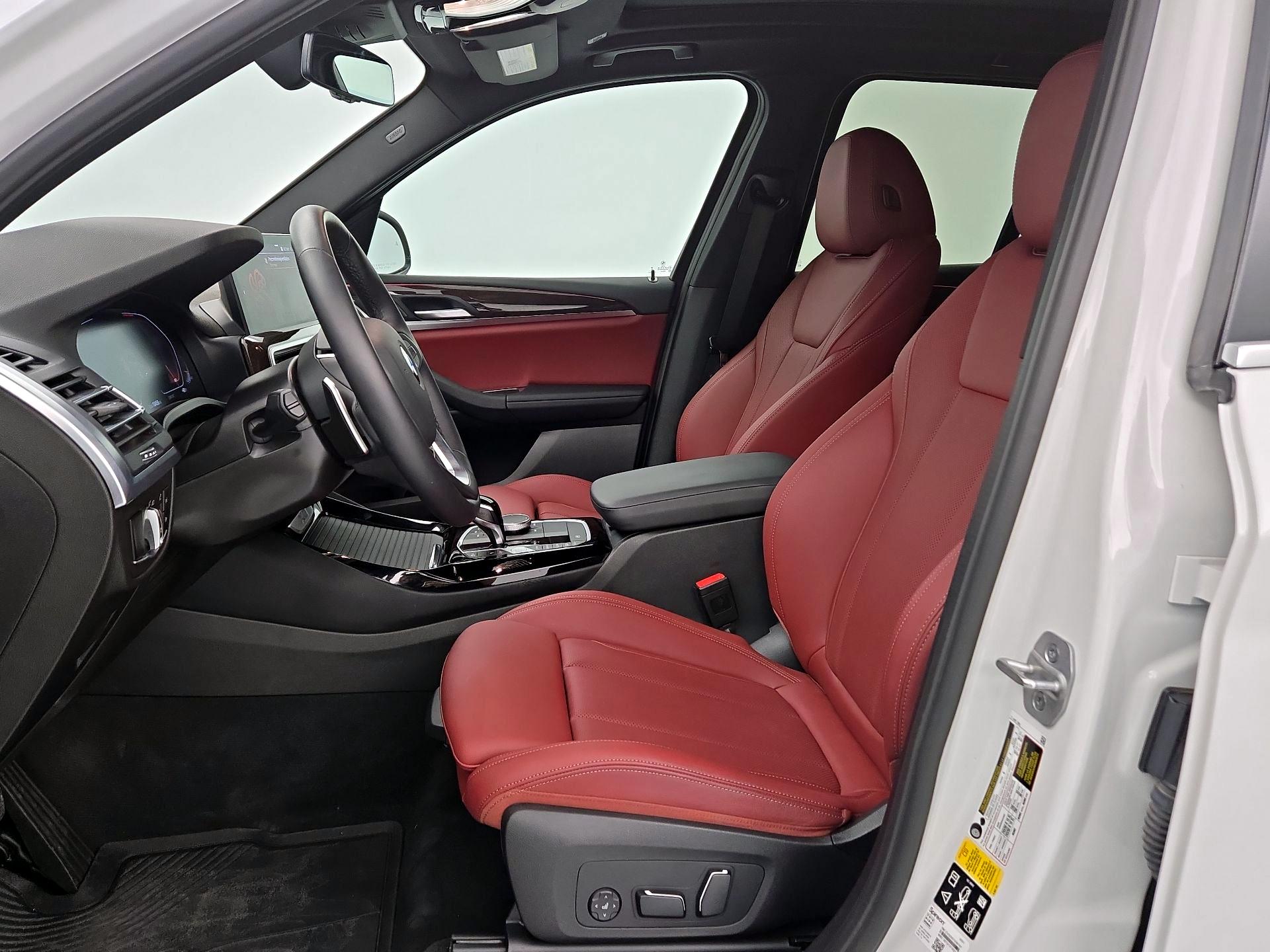 Thumbnail: 2024 BMW X3 - 11