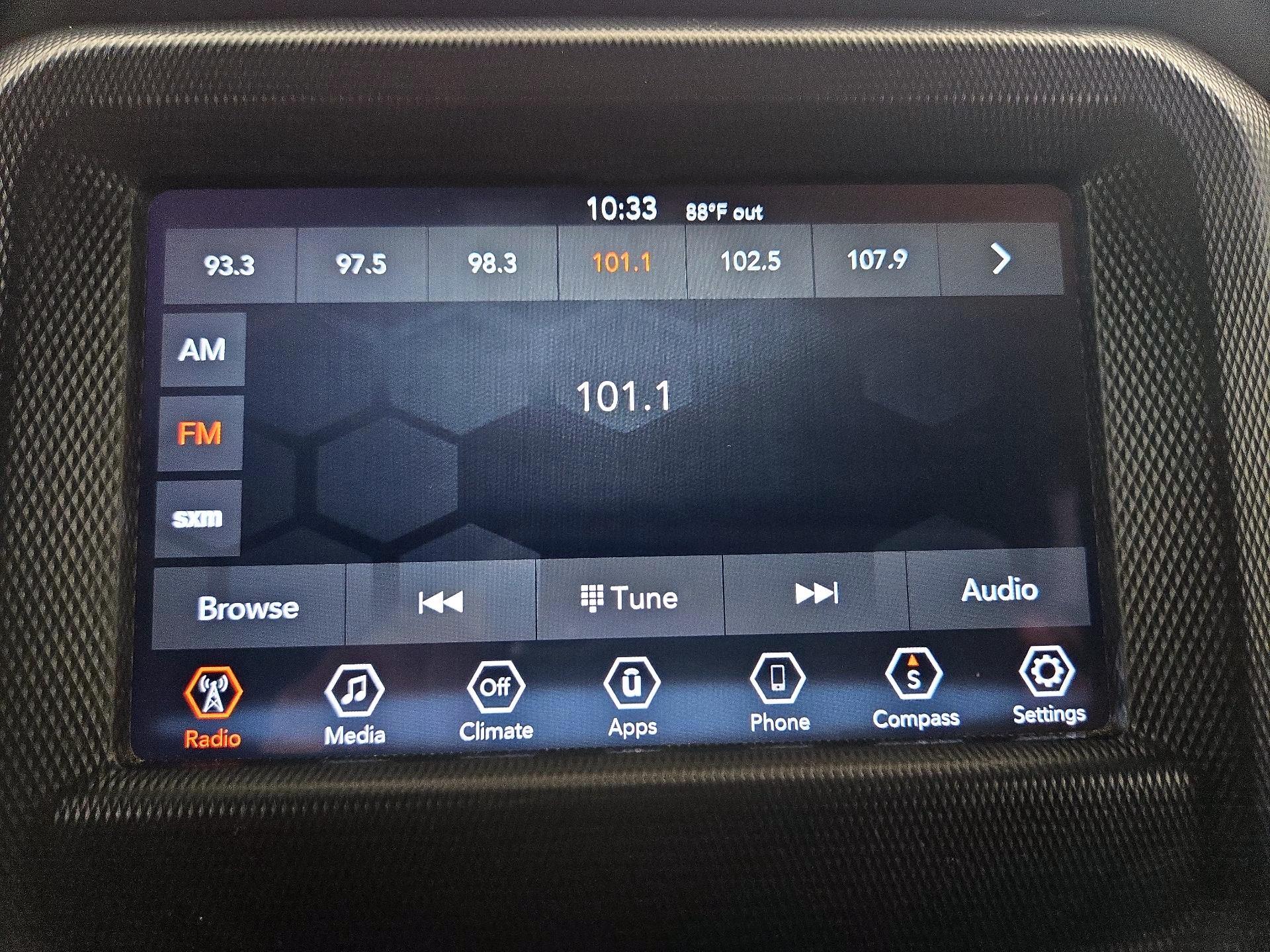 Thumbnail: 2020 Jeep Wrangler - 15
