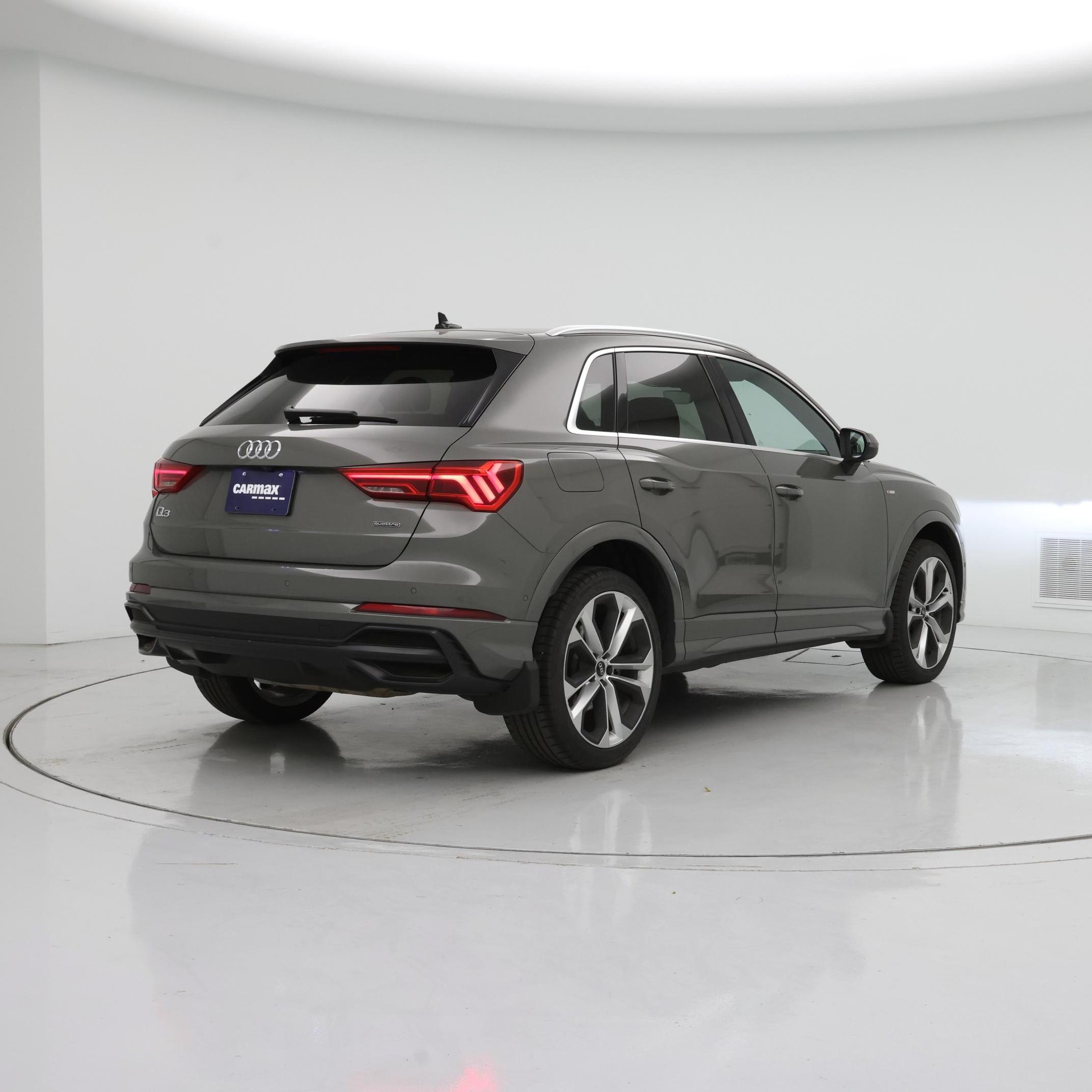Thumbnail: 2021 Audi Q3 - 8