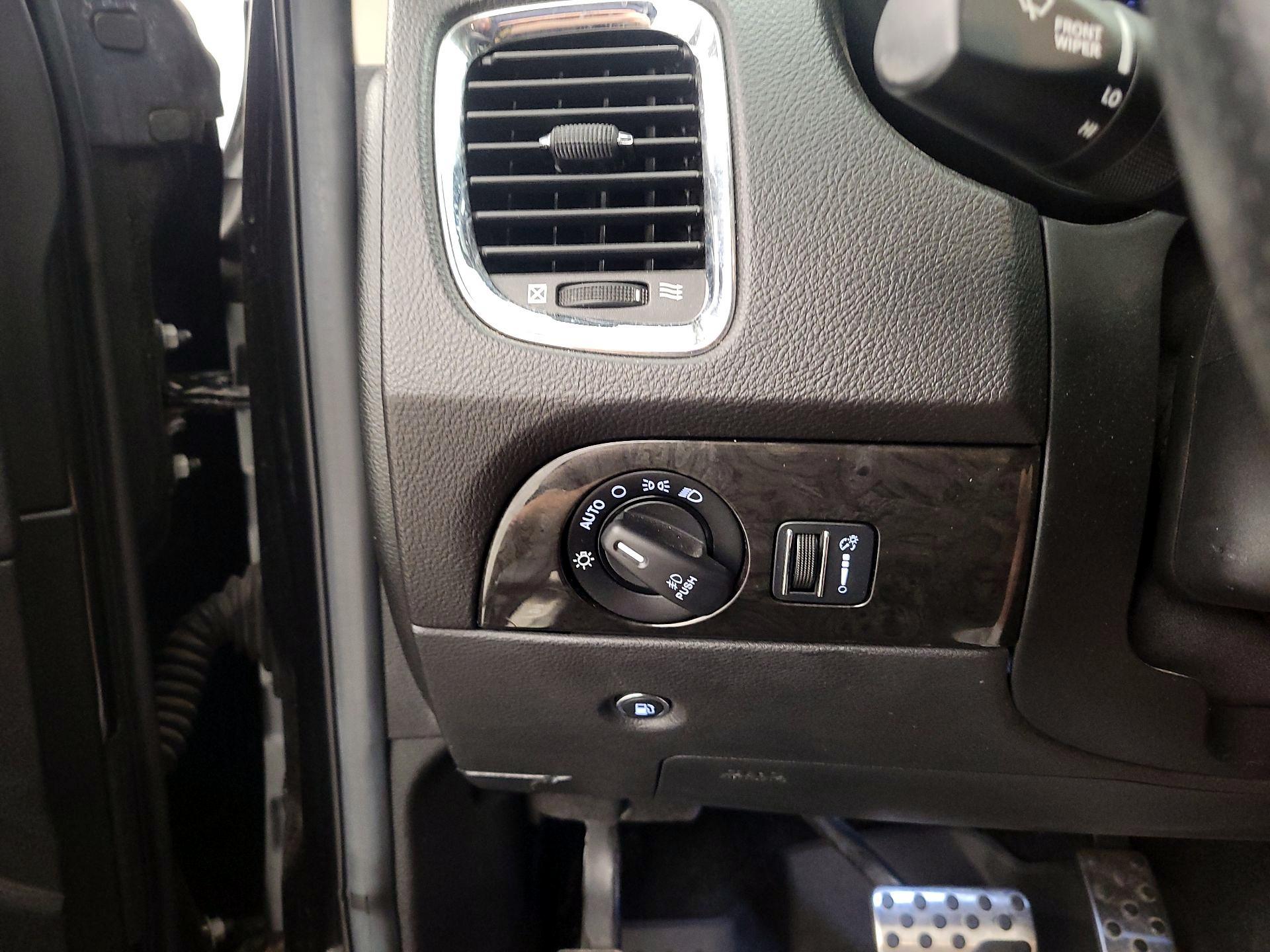 Thumbnail: 2014 Dodge Durango - 13