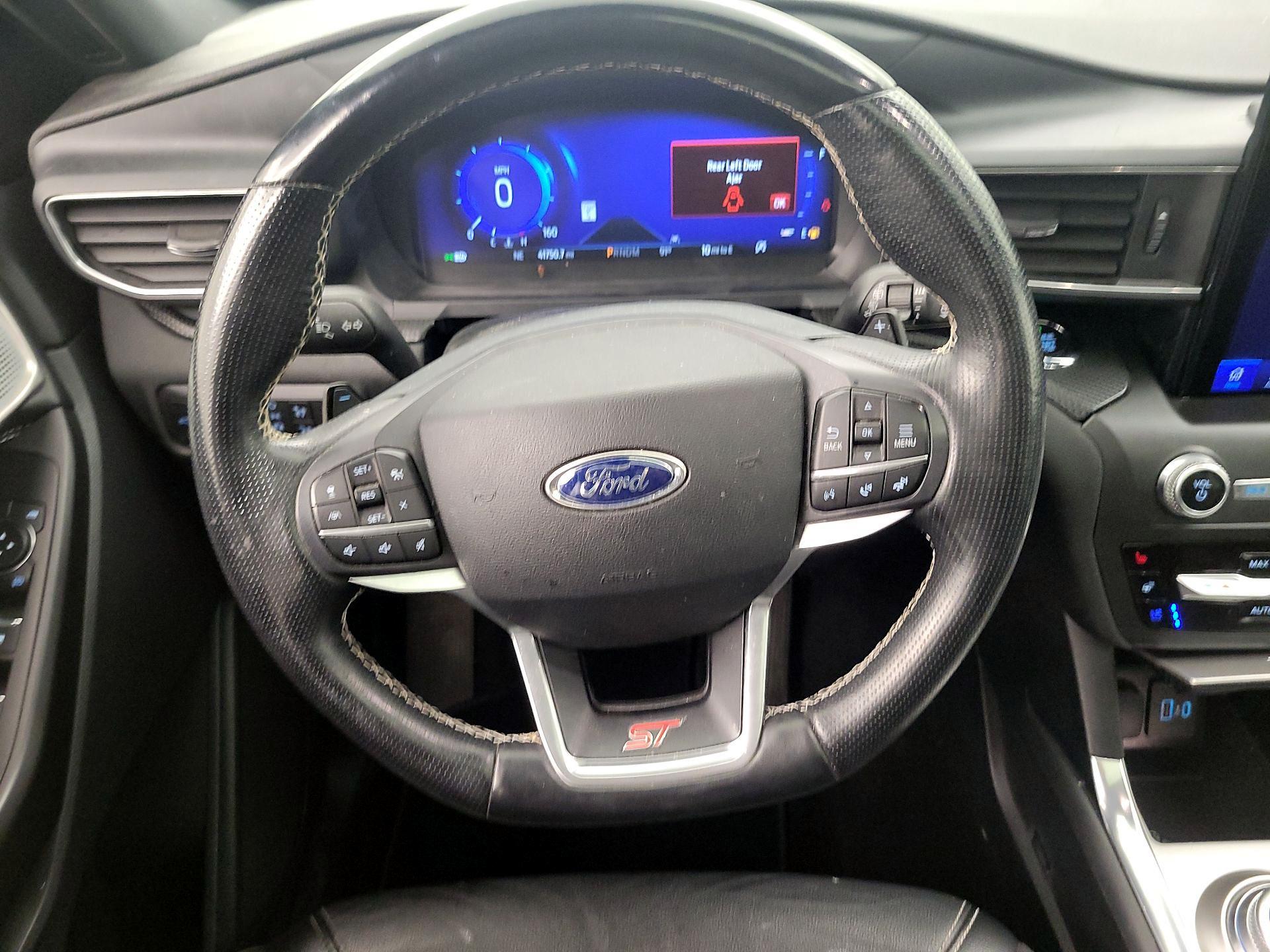 Thumbnail: 2020 Ford Explorer - 10