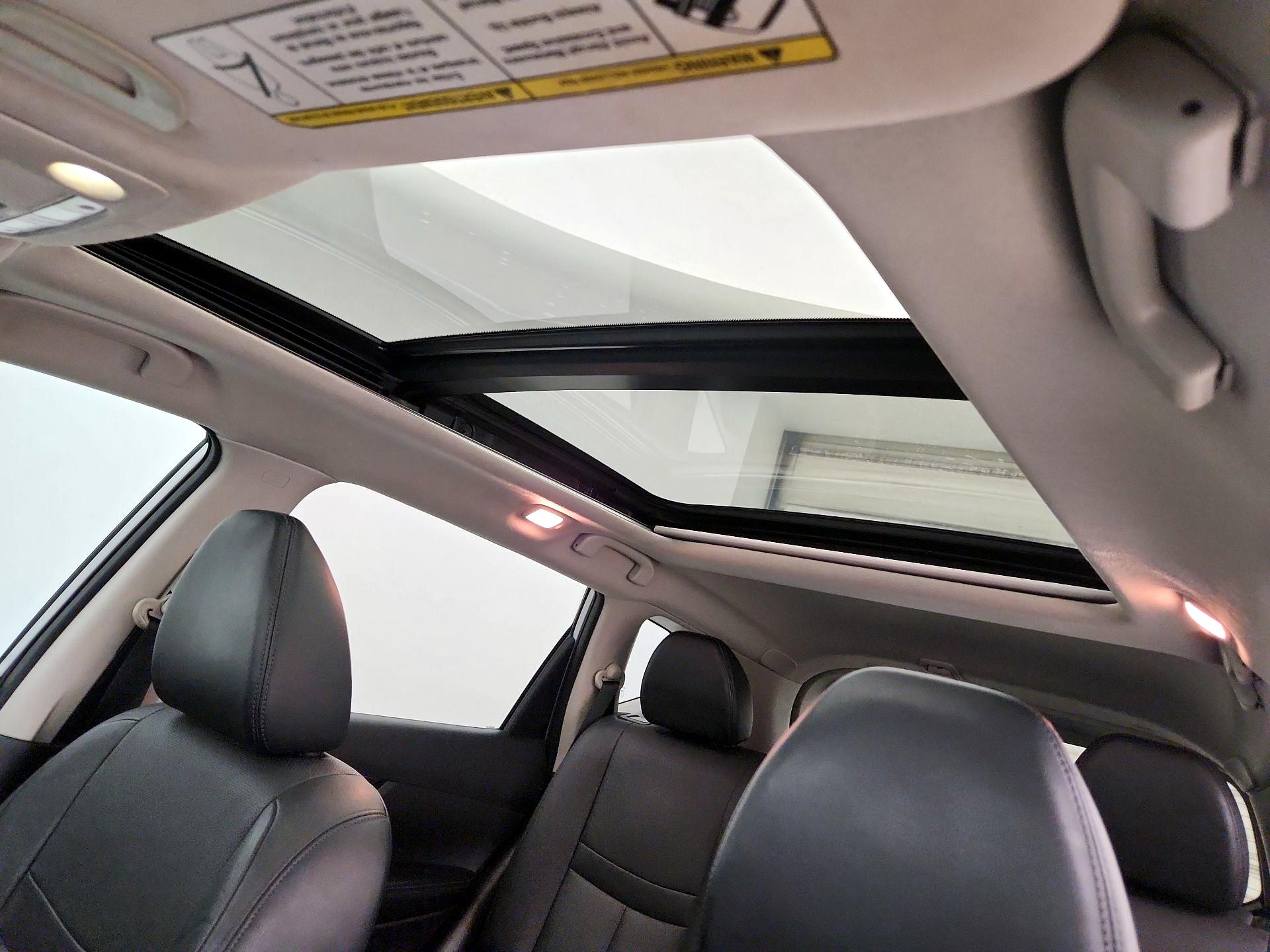 Thumbnail: 2014 Nissan Rogue - 20