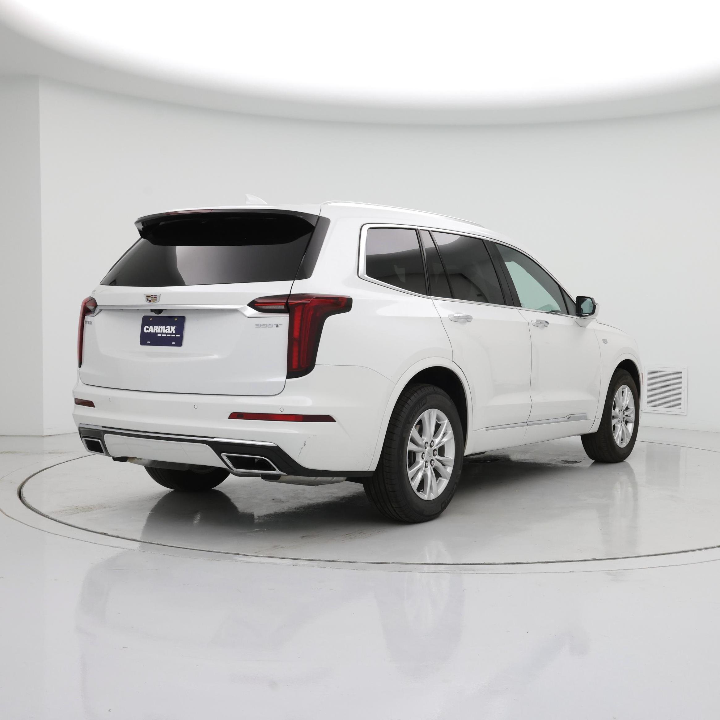 Thumbnail: 2022 Cadillac XT6 - 8