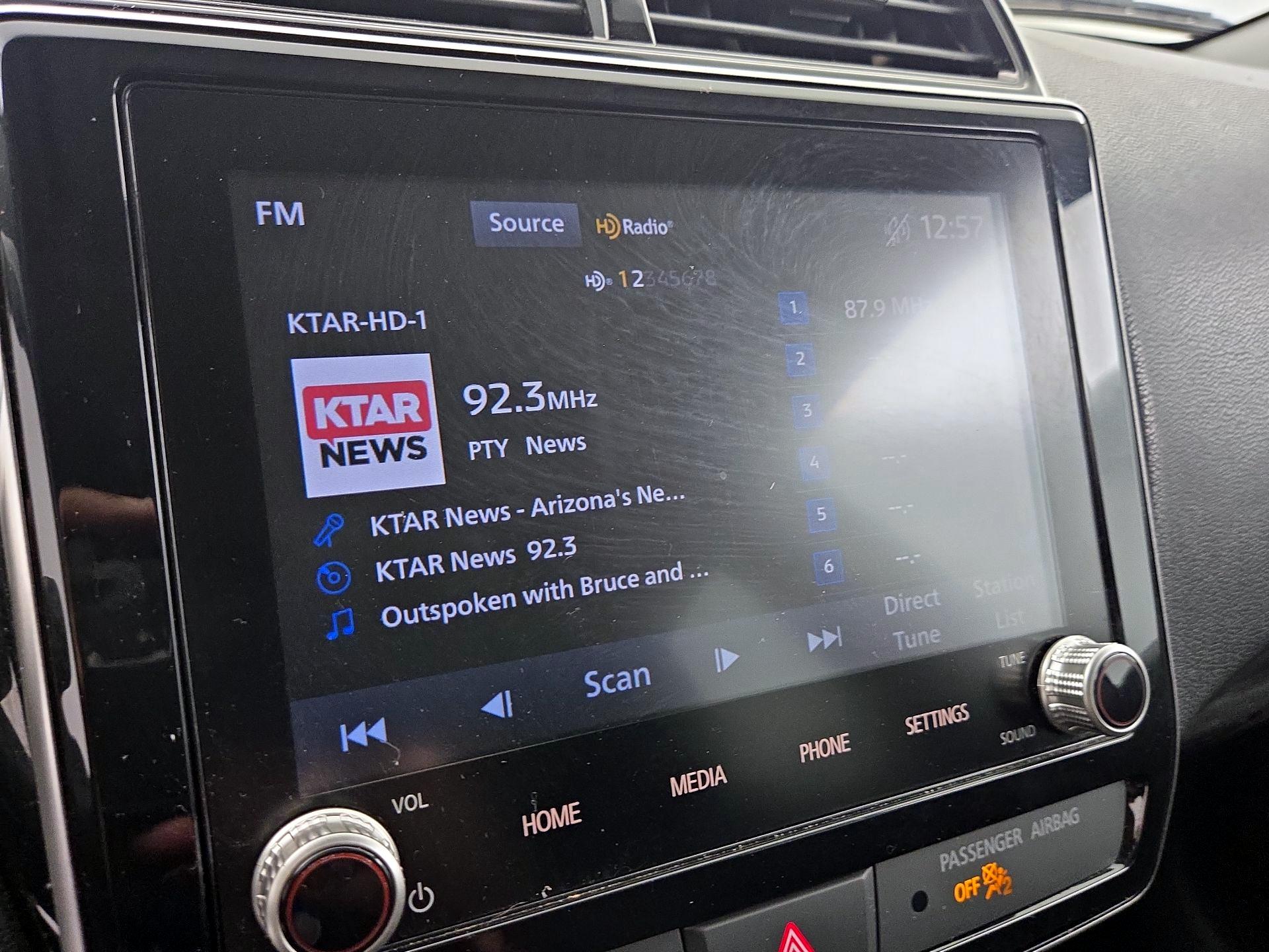 Thumbnail: 2021 Mitsubishi Outlander Sport - 15