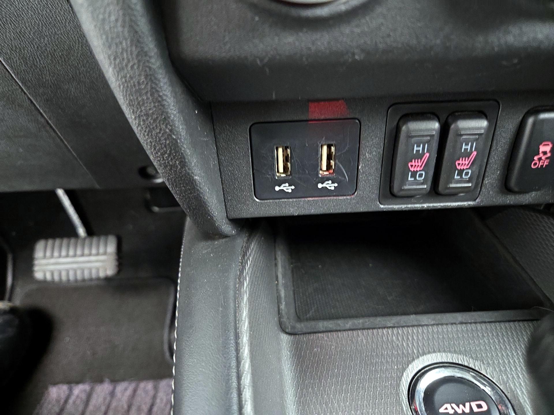 Thumbnail: 2021 Mitsubishi Outlander Sport - 18
