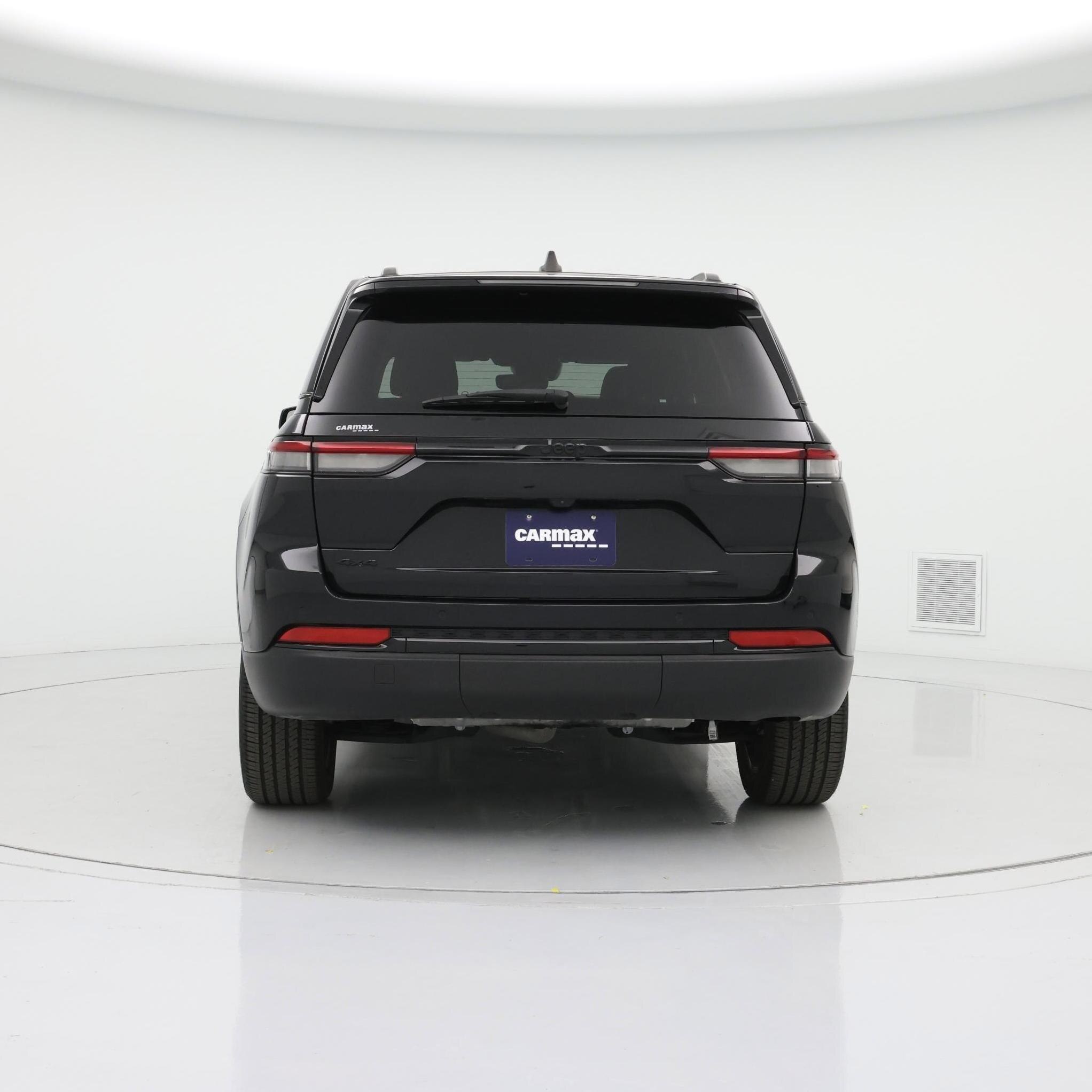Thumbnail: 2023 Jeep Grand Cherokee - 6