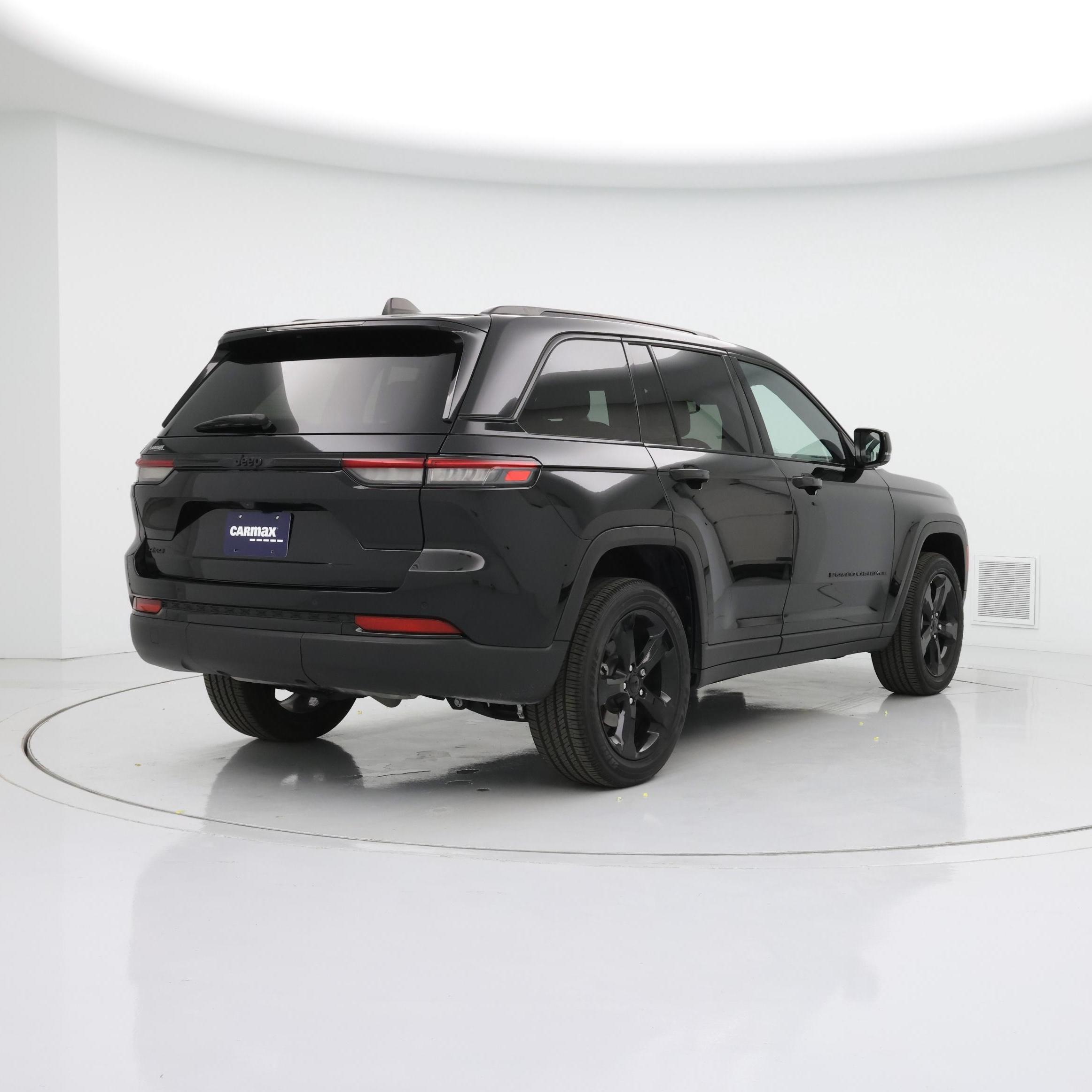 Thumbnail: 2023 Jeep Grand Cherokee - 8