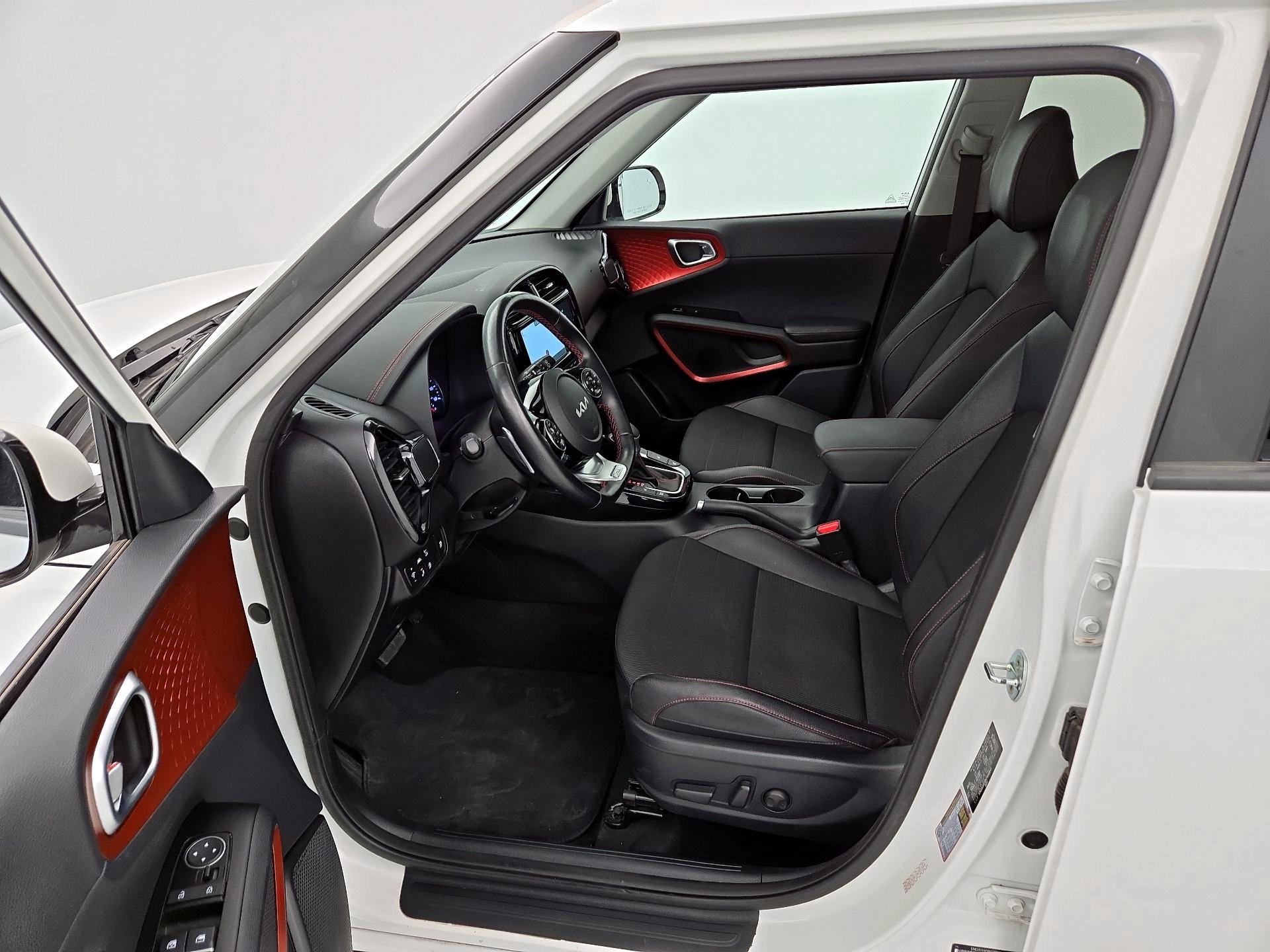 Thumbnail: 2022 Kia Soul - 11