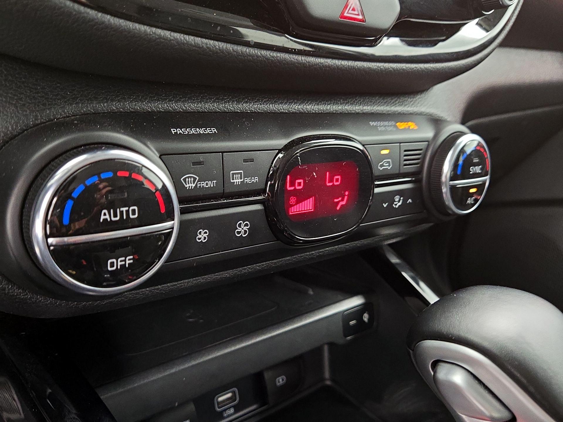 Thumbnail: 2022 Kia Soul - 17