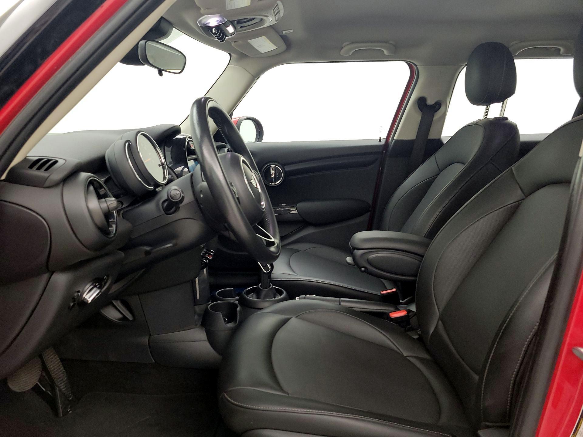 Thumbnail: 2020 MINI Cooper Hardtop - 11