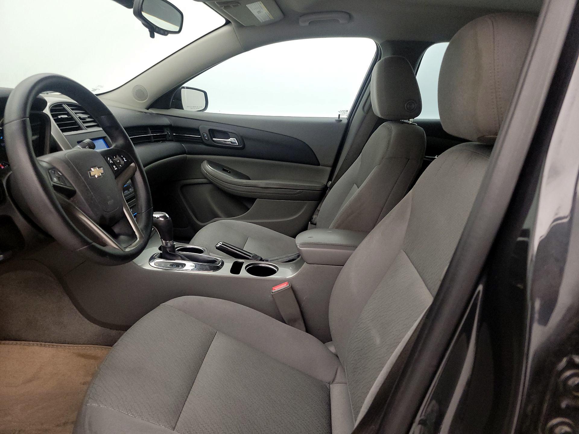 Thumbnail: 2015 Chevrolet Malibu - 11