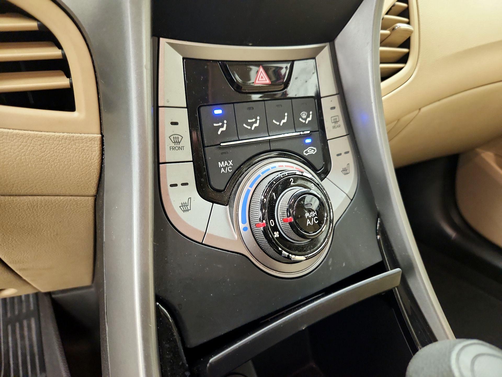 Thumbnail: 2013 Hyundai Elantra - 15