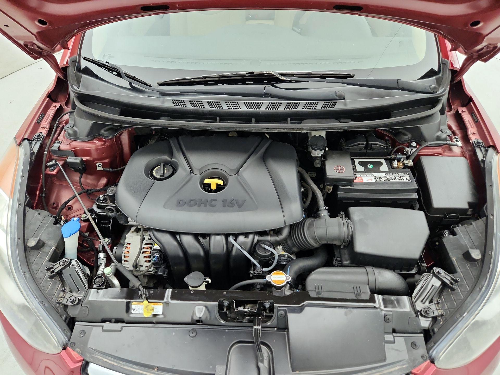 Thumbnail: 2013 Hyundai Elantra - 20