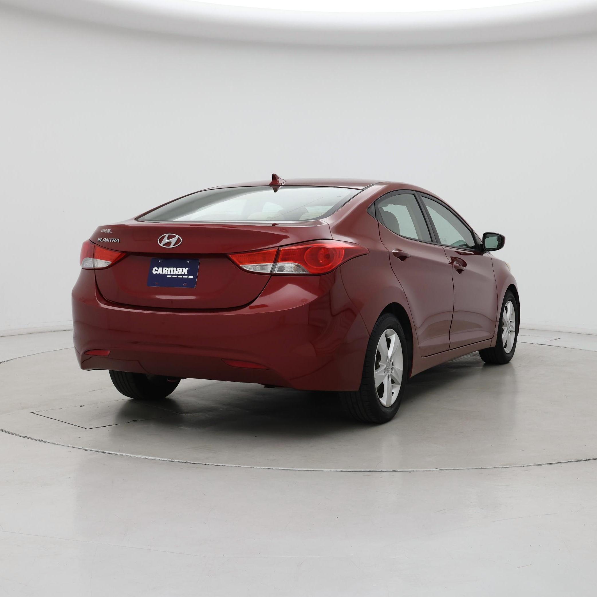 Thumbnail: 2013 Hyundai Elantra - 8