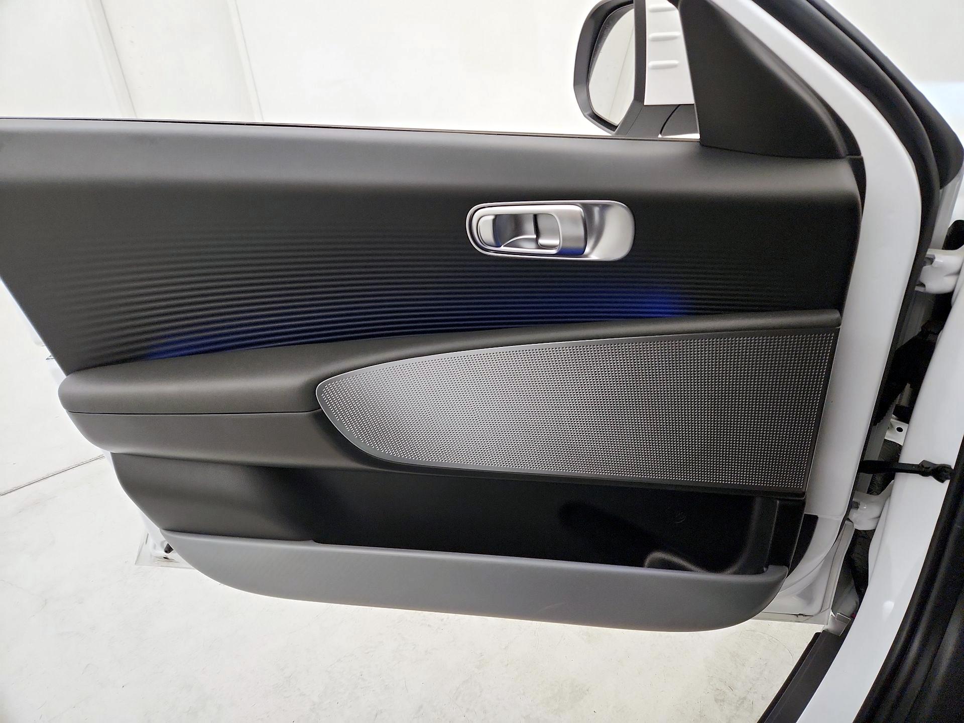 Thumbnail: 2024 Hyundai Ioniq 6 - 12