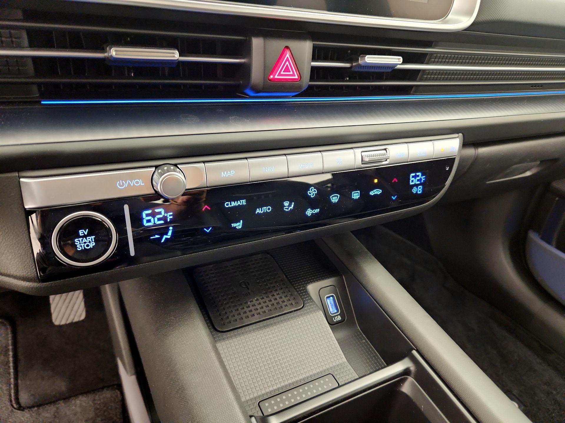 Thumbnail: 2024 Hyundai Ioniq 6 - 14