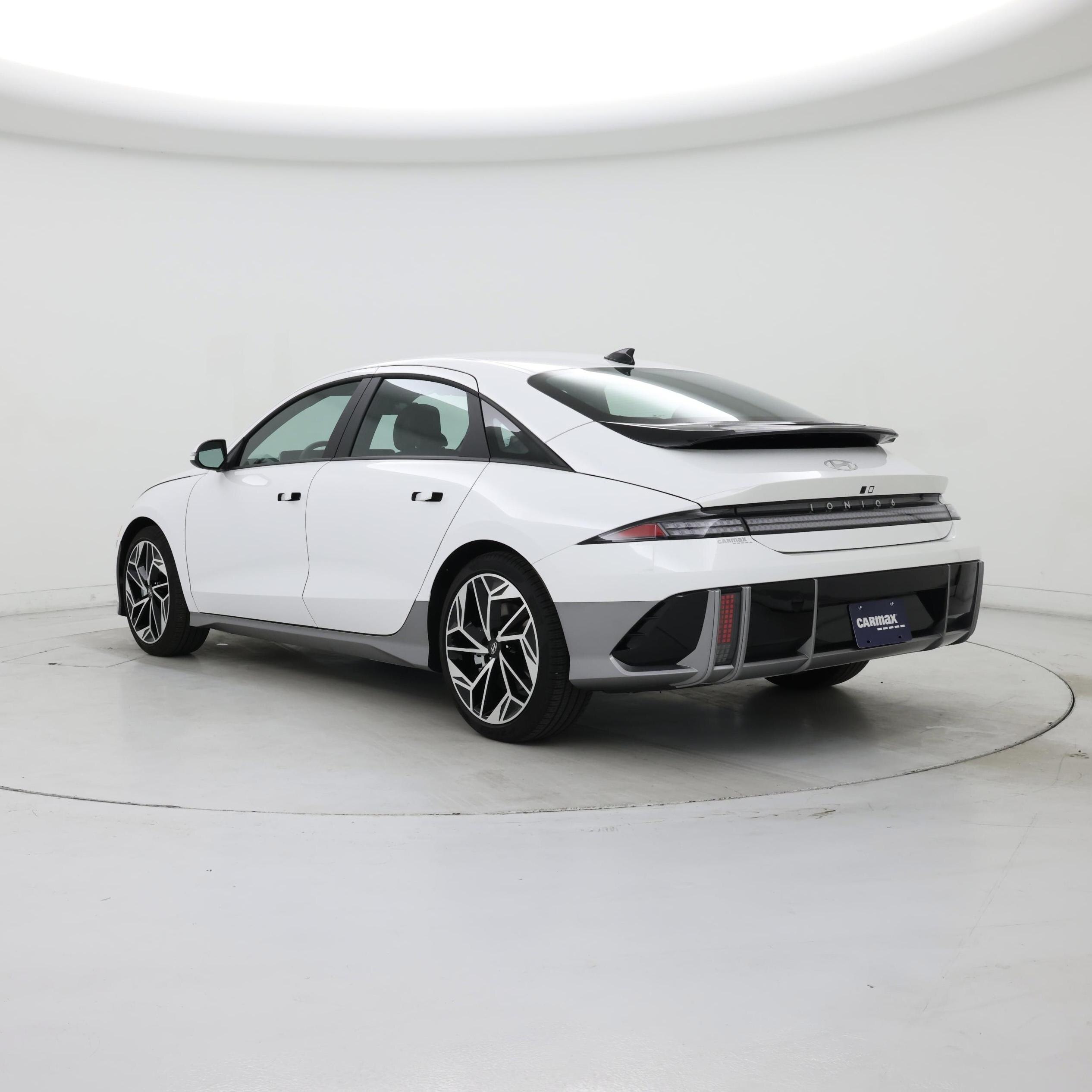 Thumbnail: 2024 Hyundai Ioniq 6 - 2