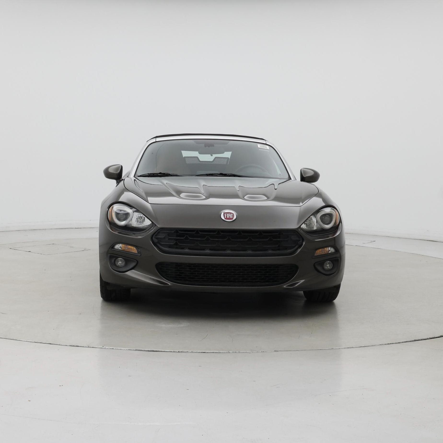 Thumbnail: 2017 Fiat 124 Spider - 5