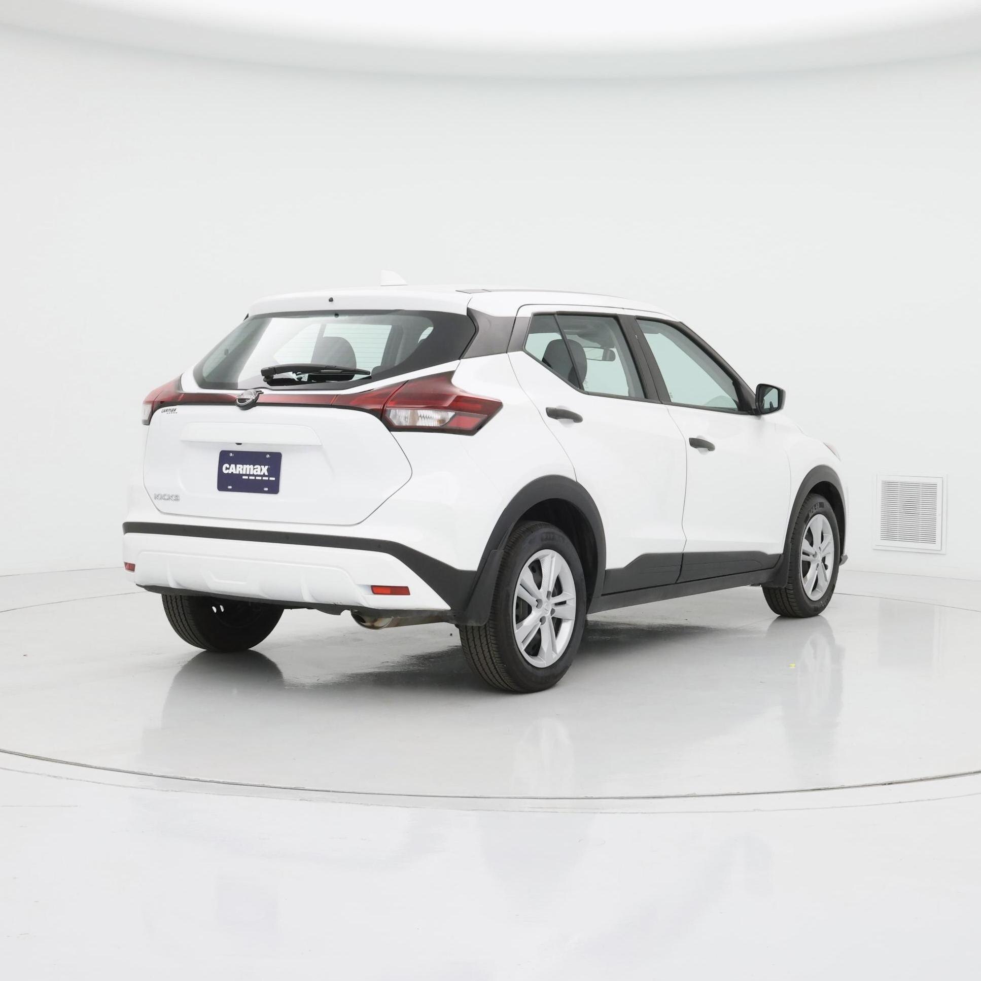 Thumbnail: 2024 Nissan Kicks - 8