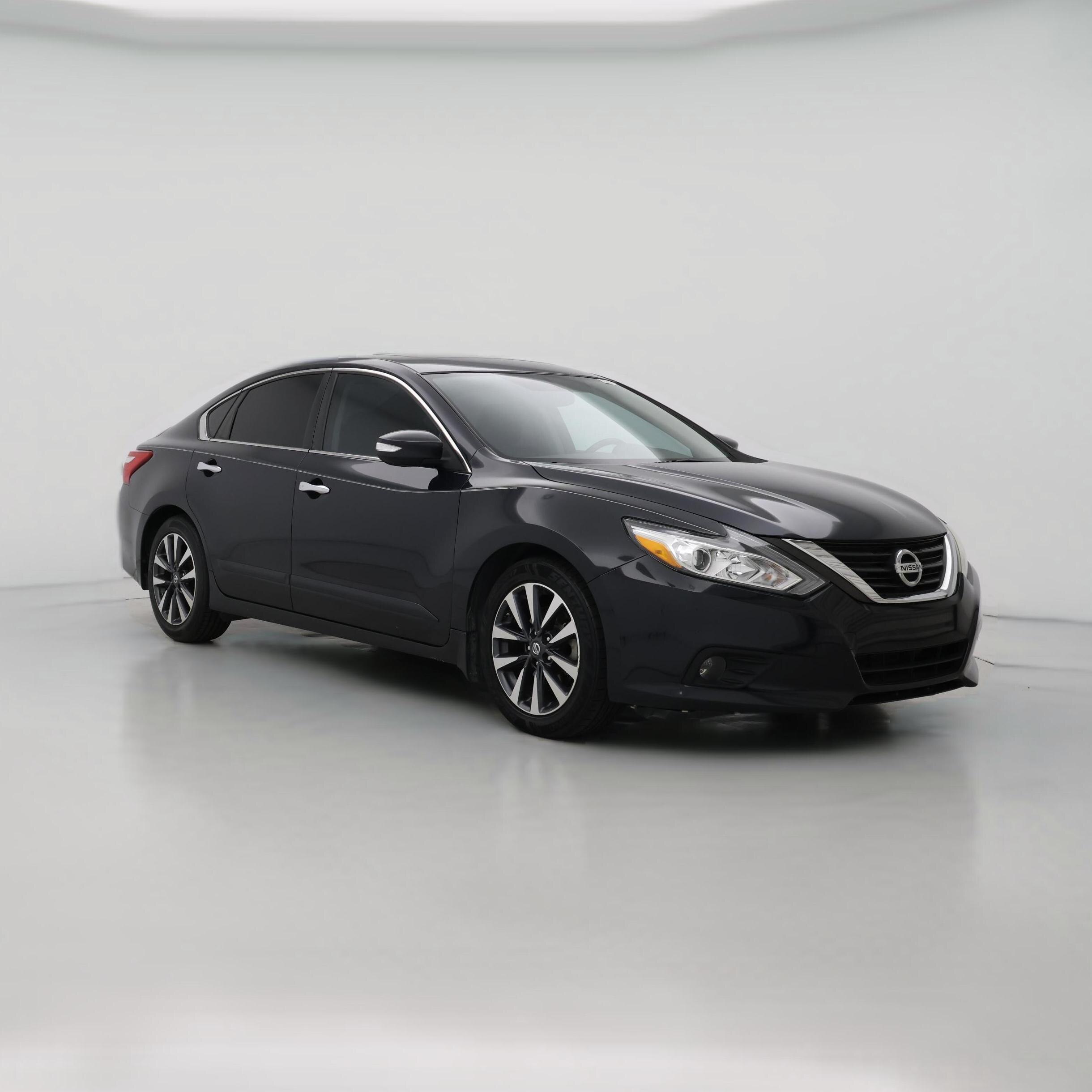 Thumbnail: 2016 Nissan Altima - 1