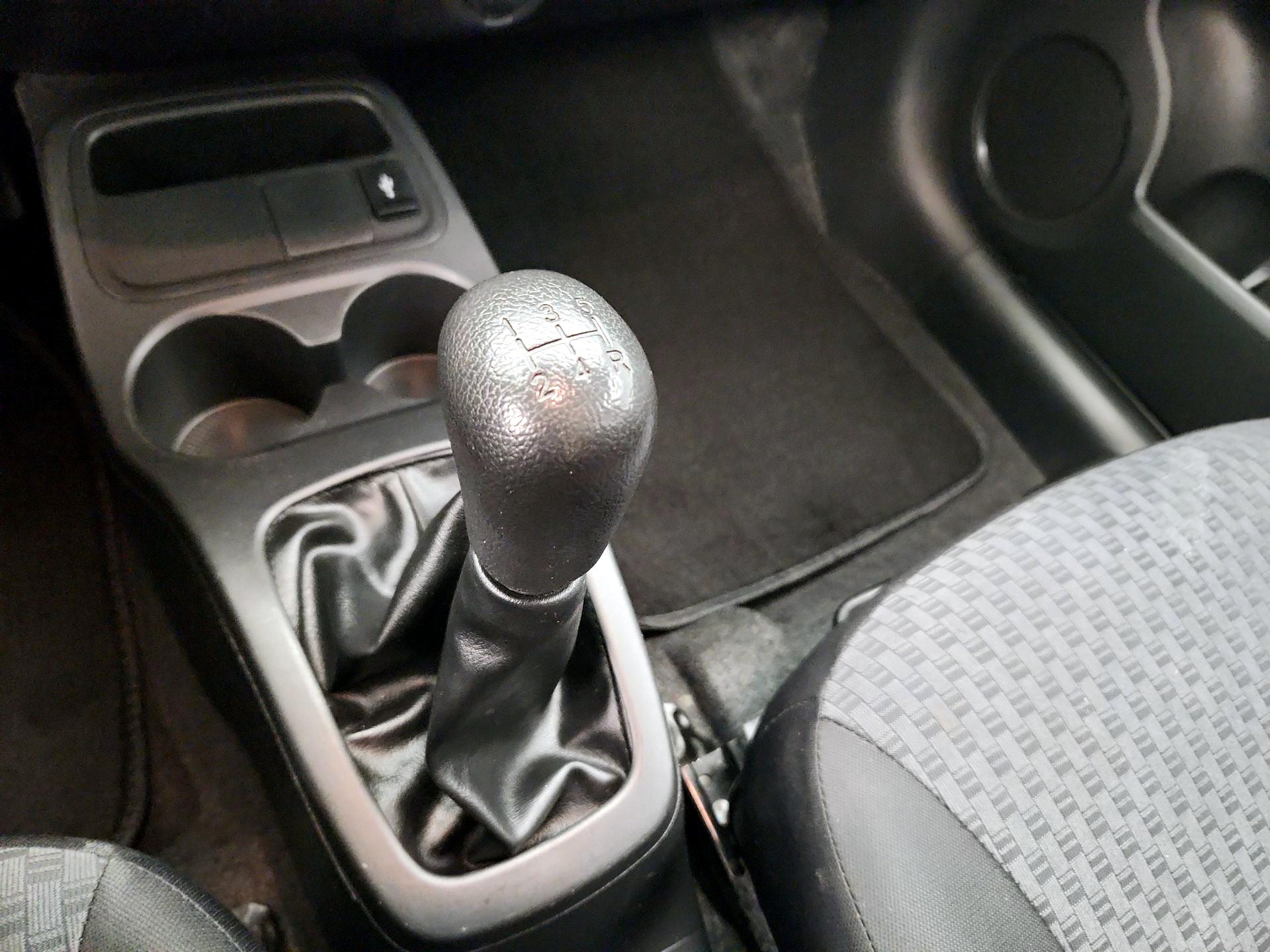Thumbnail: 2018 Mitsubishi Mirage - 17