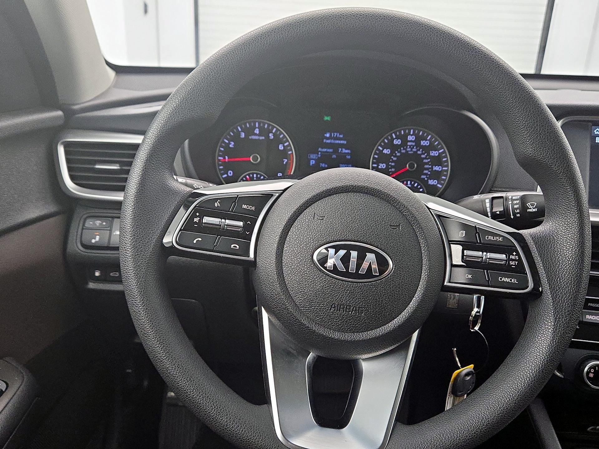 Thumbnail: 2020 Kia Optima - 10