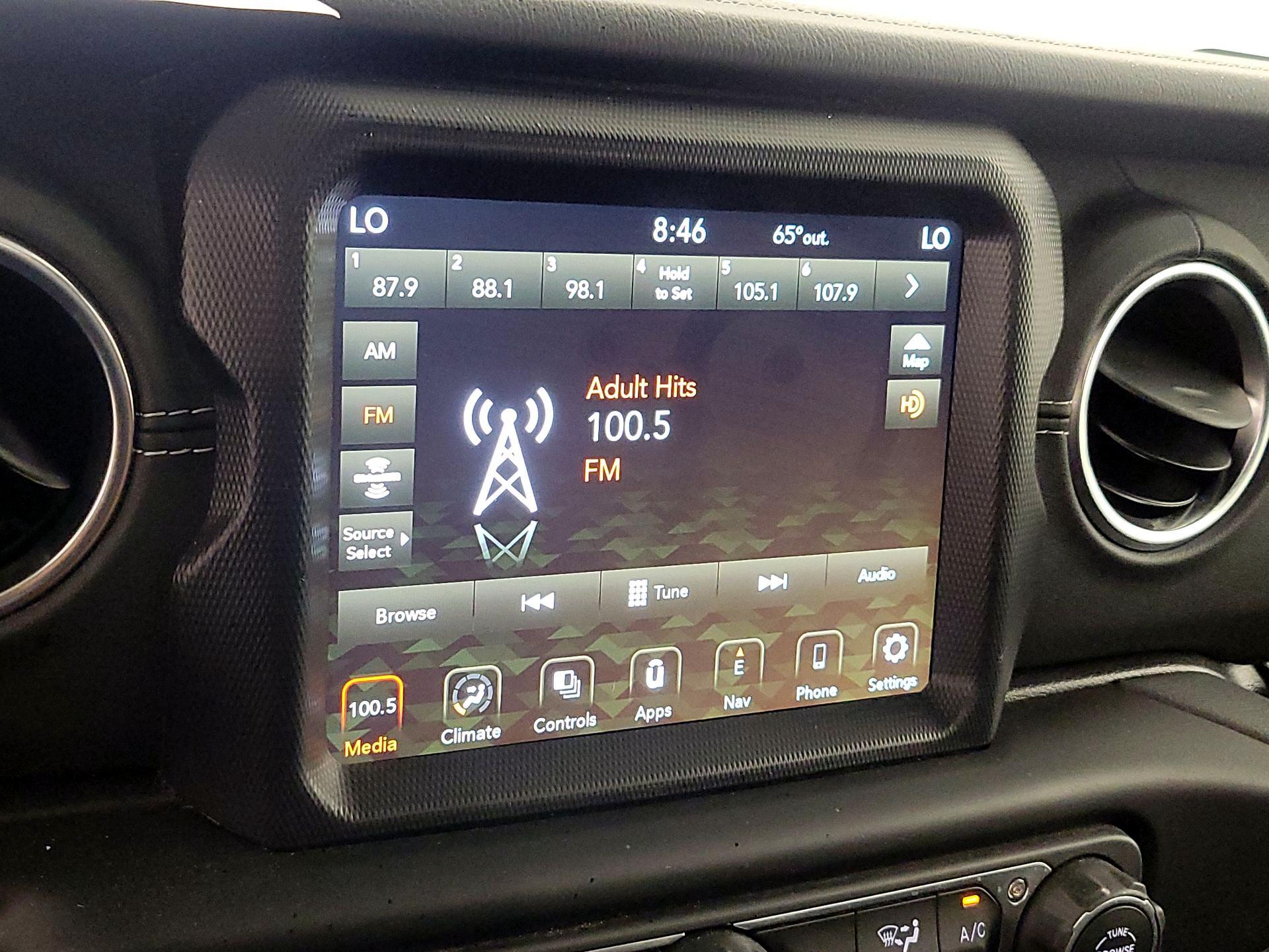 Thumbnail: 2021 Jeep Wrangler - 16