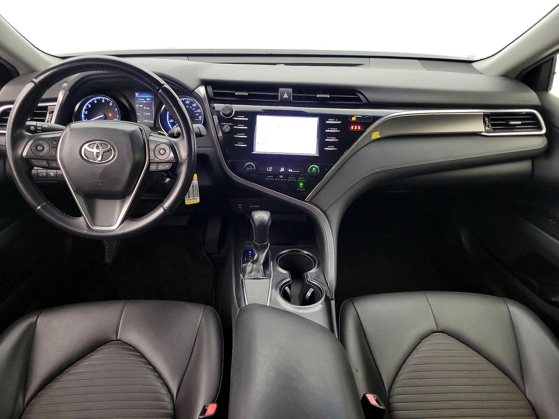 Thumbnail: 2018 Toyota Camry - 9