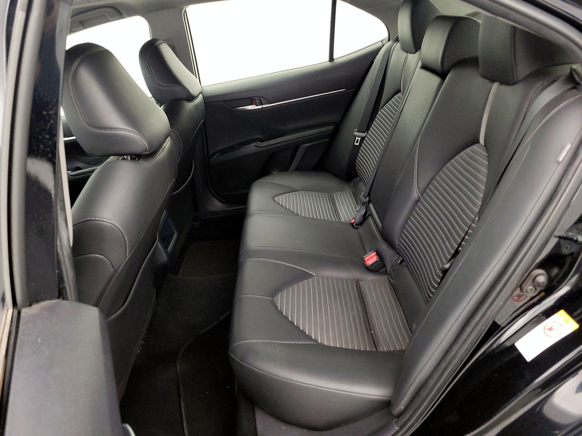 Thumbnail: 2018 Toyota Camry - 19