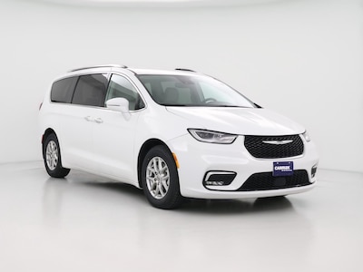 White 2021 Chrysler Pacifica Touring L