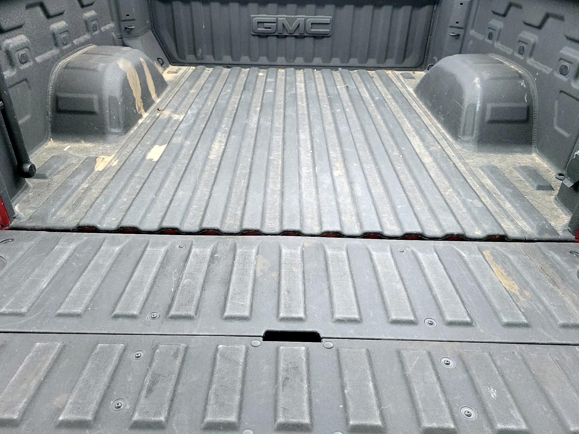 Thumbnail: 2023 GMC Sierra 1500 - 16