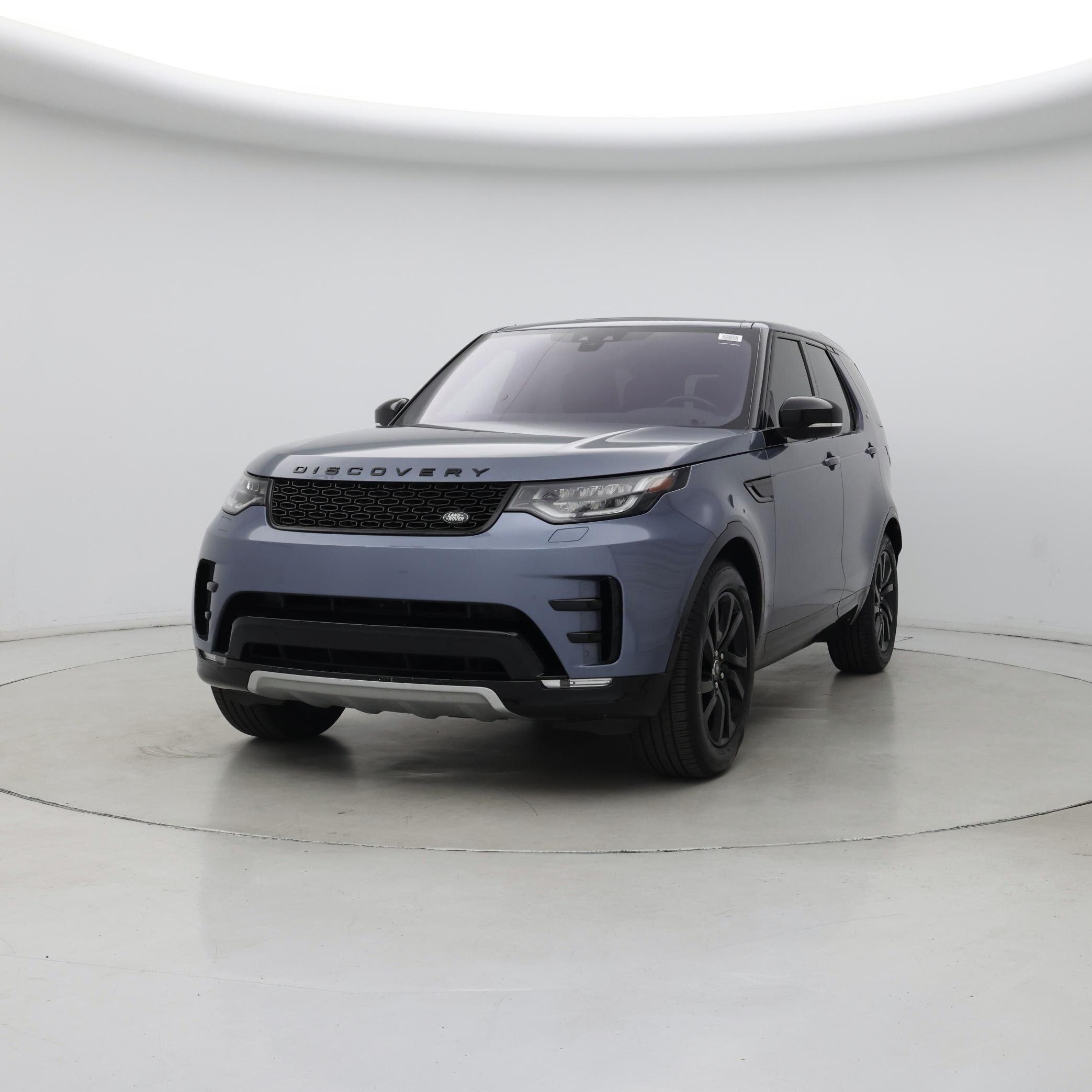 Thumbnail: 2020 Land Rover Discovery - 4