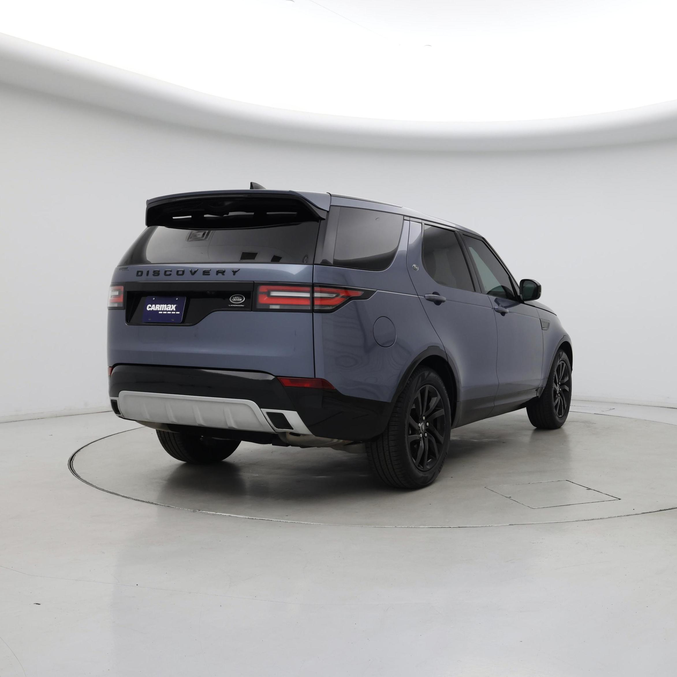 Thumbnail: 2020 Land Rover Discovery - 8