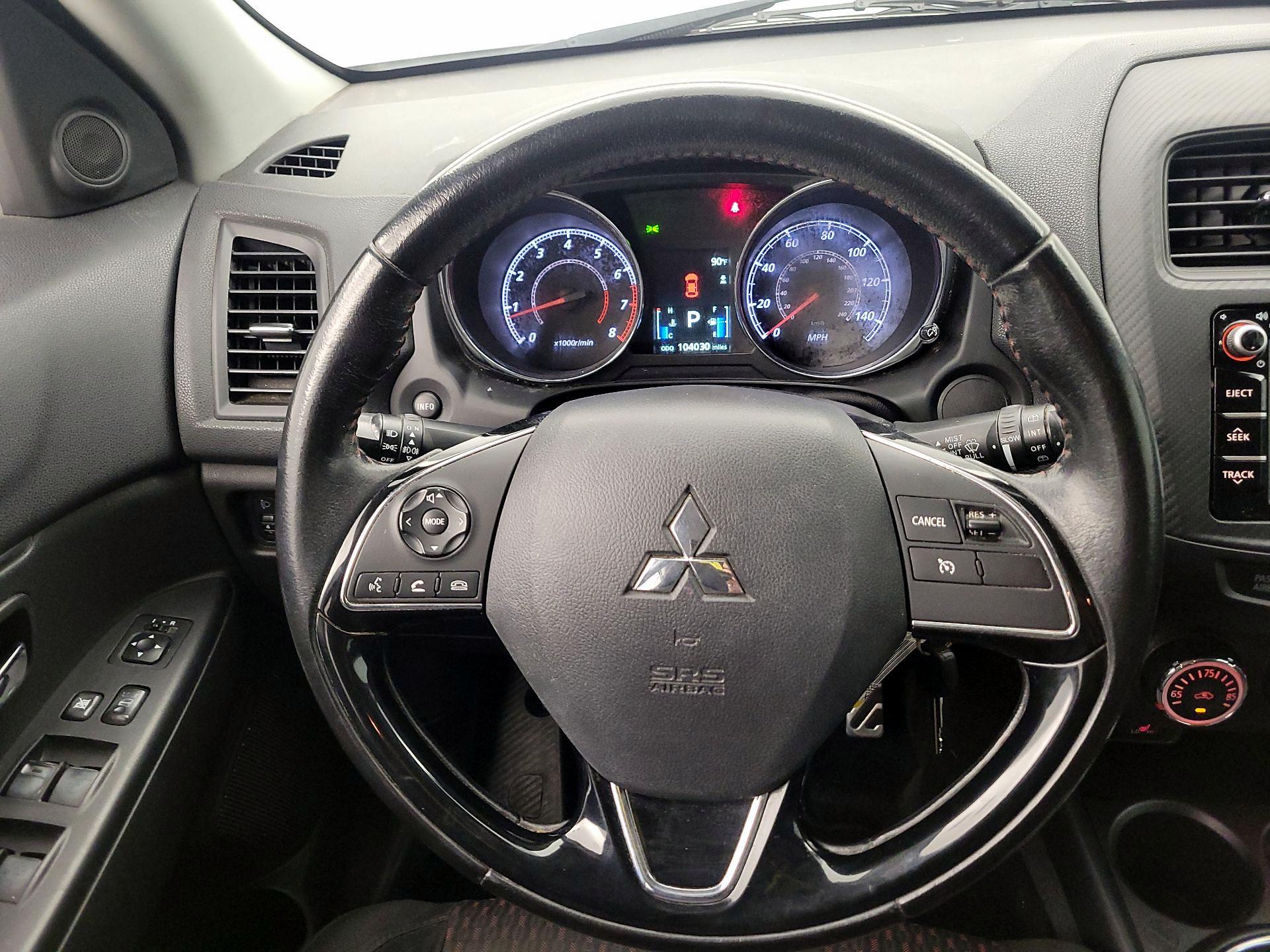 Thumbnail: 2017 Mitsubishi Outlander Sport - 10