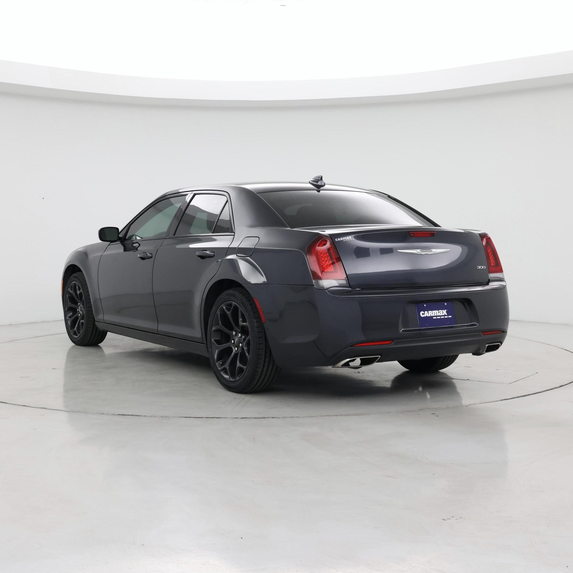 Thumbnail: 2019 Chrysler 300 - 2