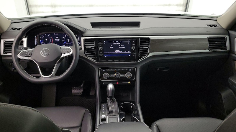 2023 Volkswagen Atlas SE 9