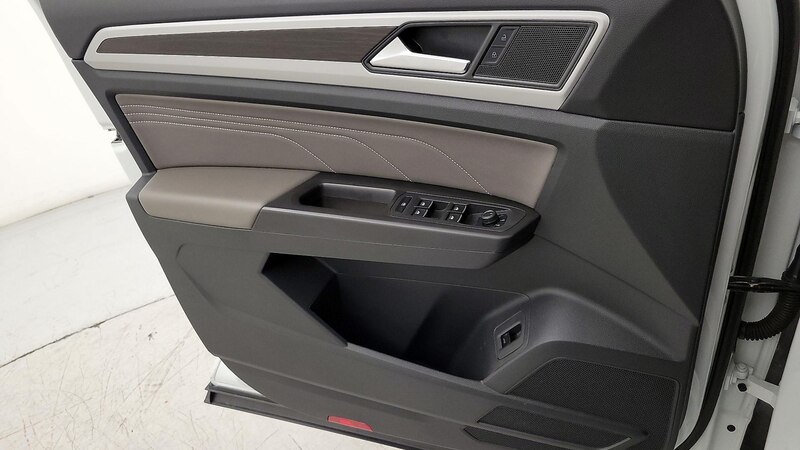 2023 Volkswagen Atlas SE 12