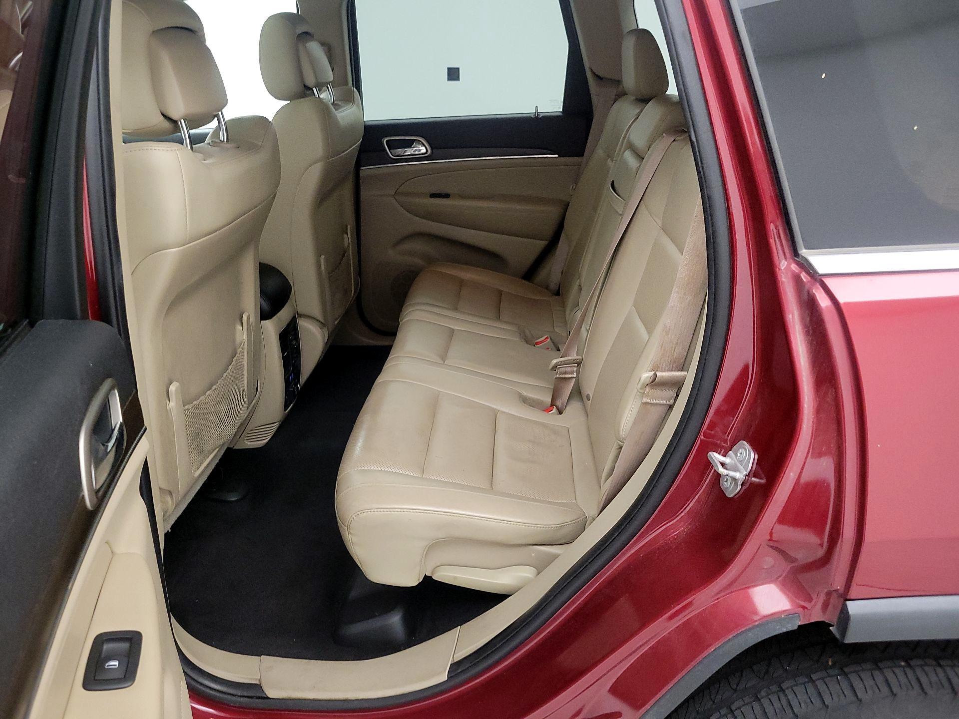 Thumbnail: 2015 Jeep Grand Cherokee - 20