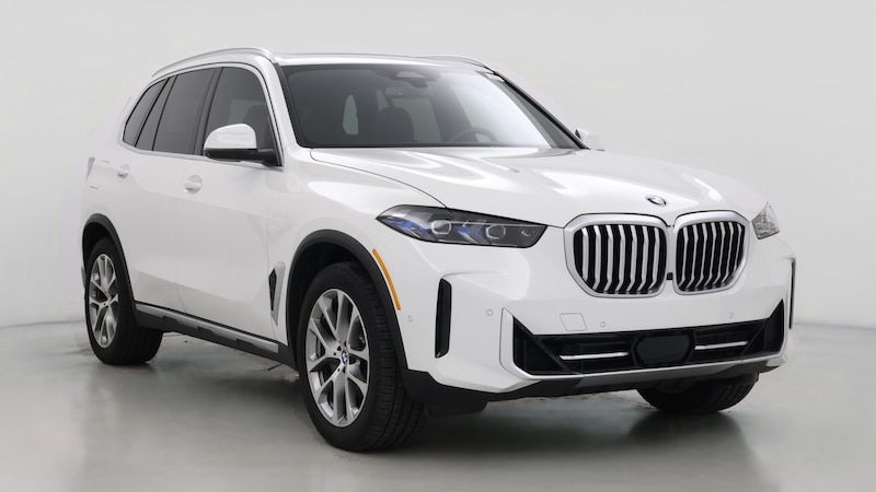 2025 BMW X5 sDrive40i Hero Image
