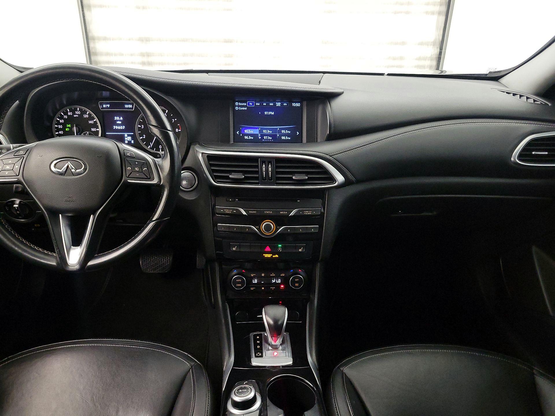 Thumbnail: 2018 INFINITI QX30 - 9