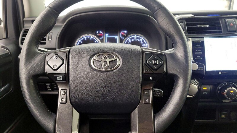 2022 Toyota 4Runner TRD Off Road 10