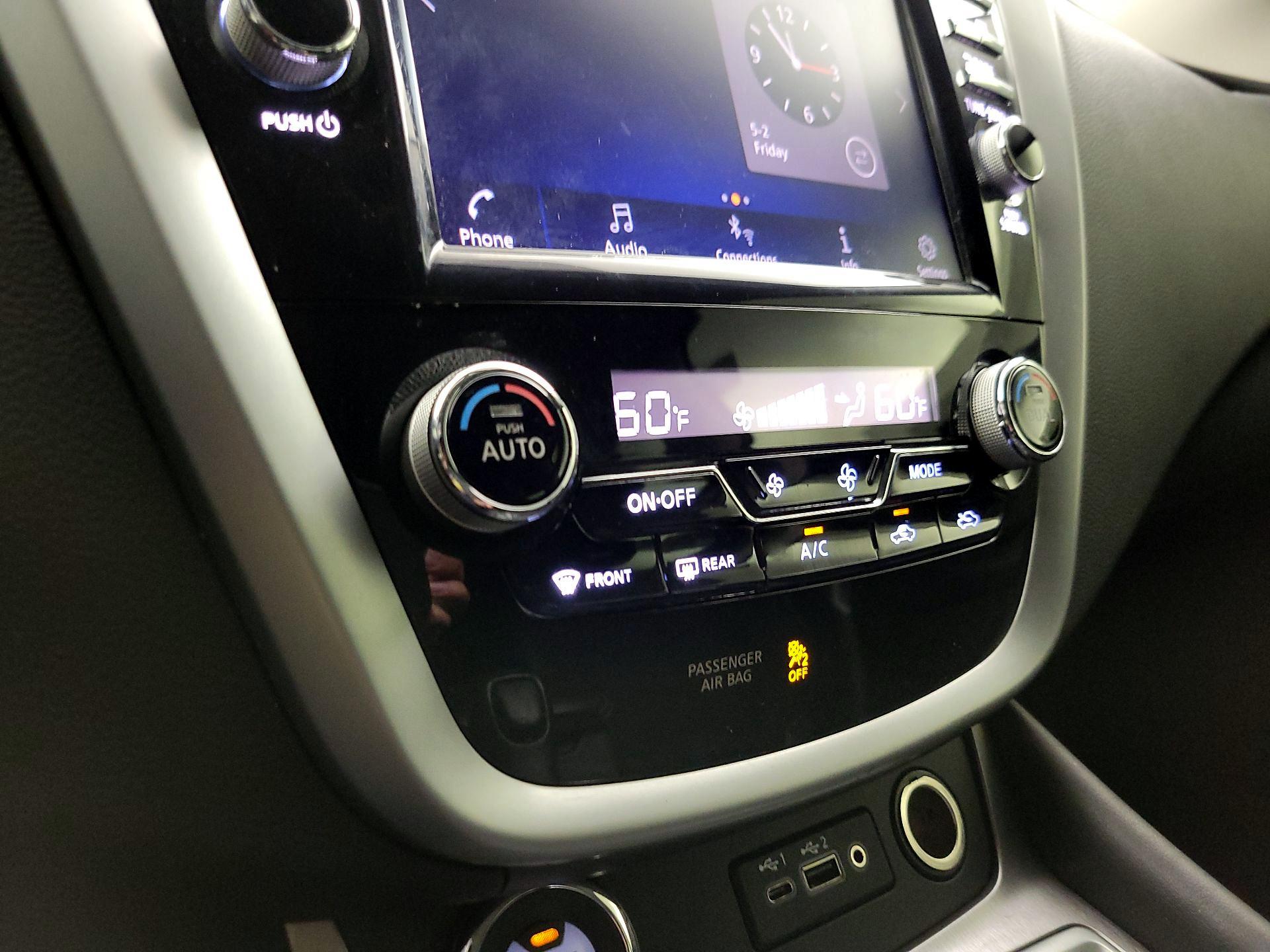 Thumbnail: 2019 Nissan Murano - 16
