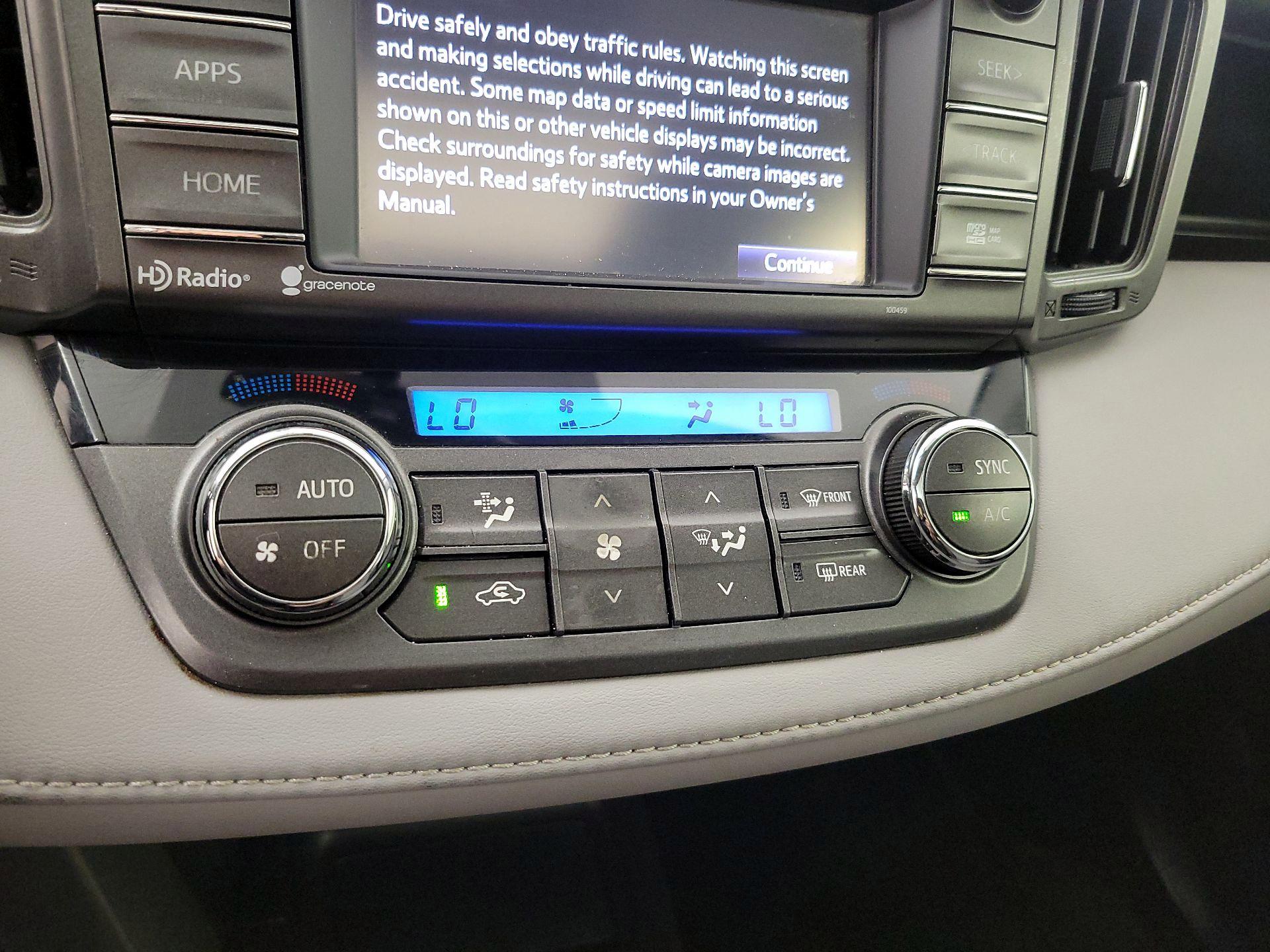 Thumbnail: 2015 Toyota RAV4 - 17