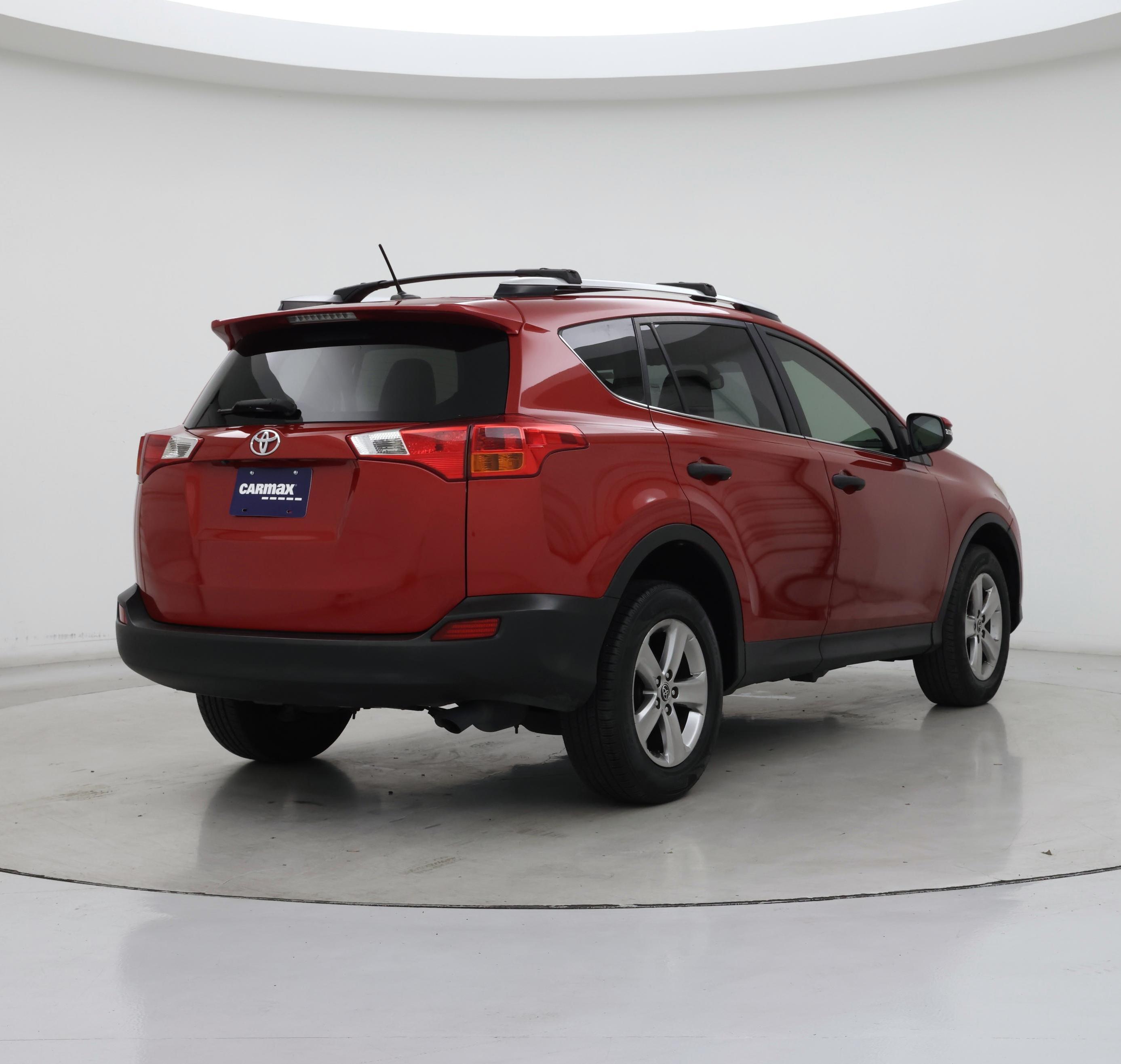 Thumbnail: 2015 Toyota RAV4 - 8