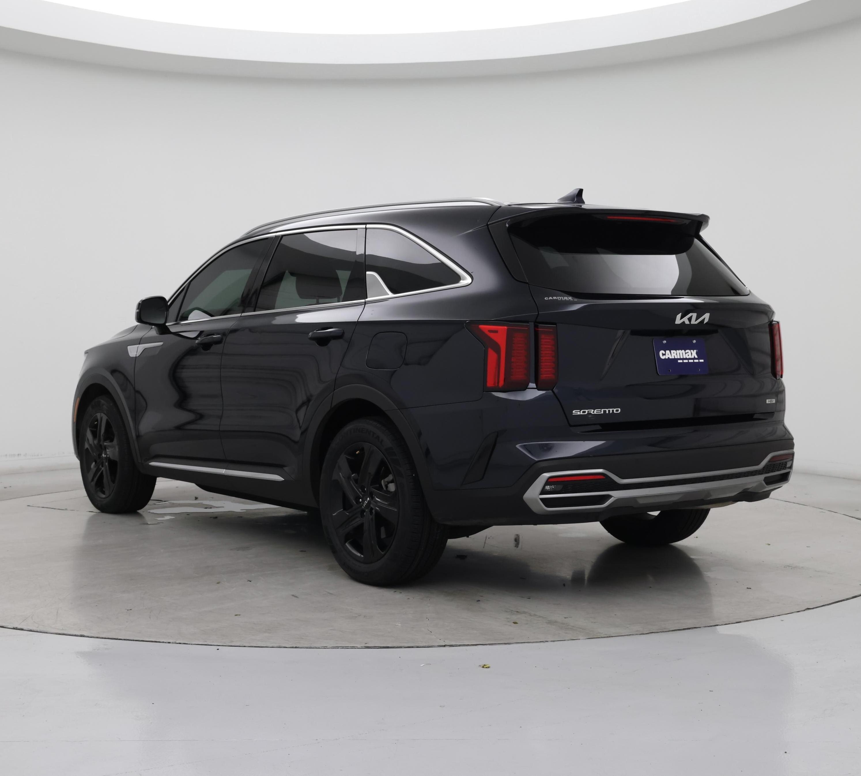Thumbnail: 2023 Kia Sorento - 2